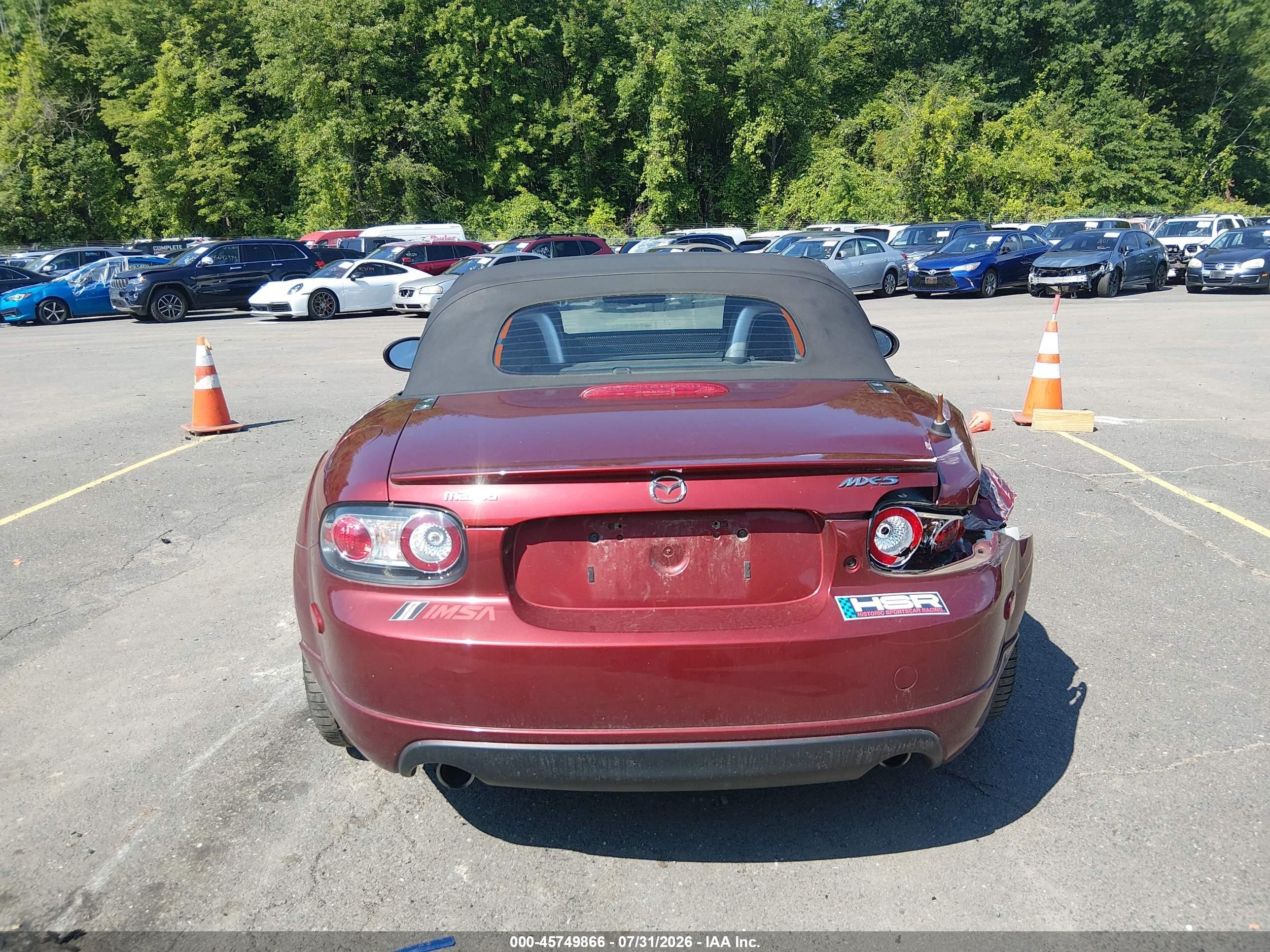 2006 Mazda Mx-5 Touring Maroon vin: JM1NC25F860111412