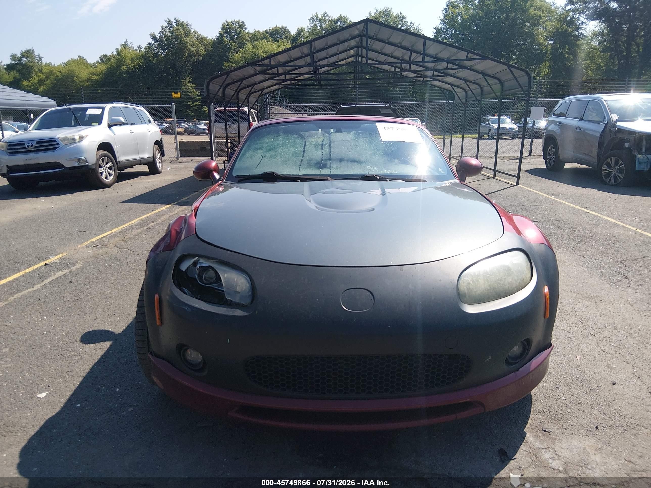 2006 Mazda Mx-5 Touring Maroon vin: JM1NC25F860111412