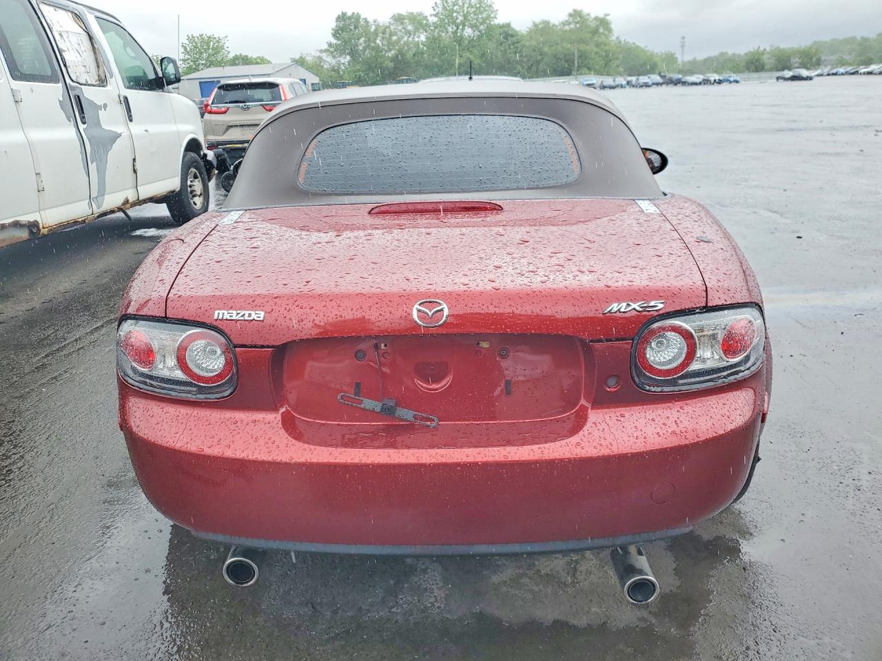 2006 Mazda Mx-5 Miata Red vin: JM1NC25F960113816