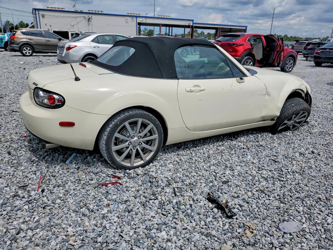 2006 Mazda Mx-5 Miata White vin: JM1NC25FX60111525