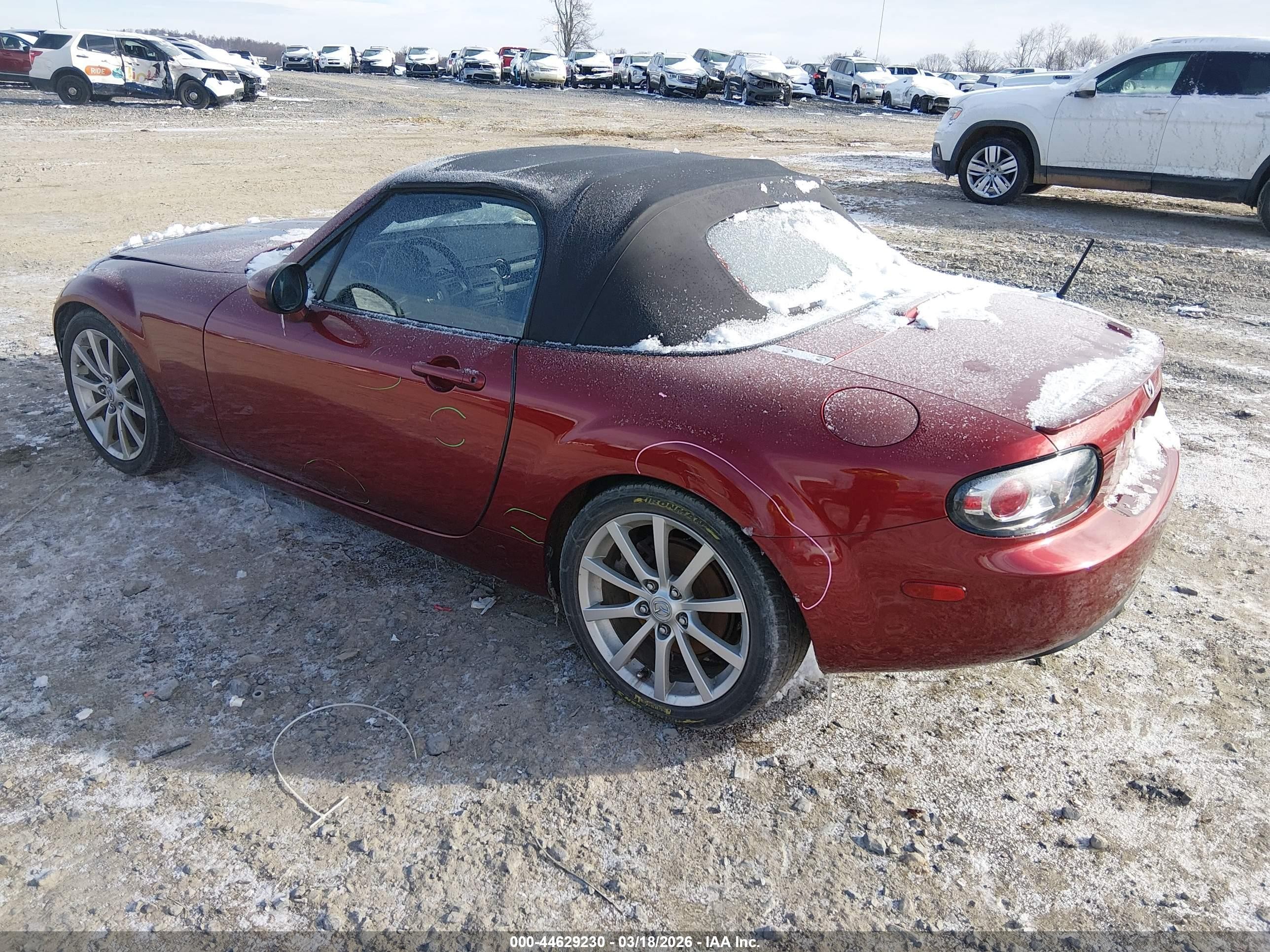 2007 Mazda Mx-5 Touring Red vin: JM1NC25FX70132943