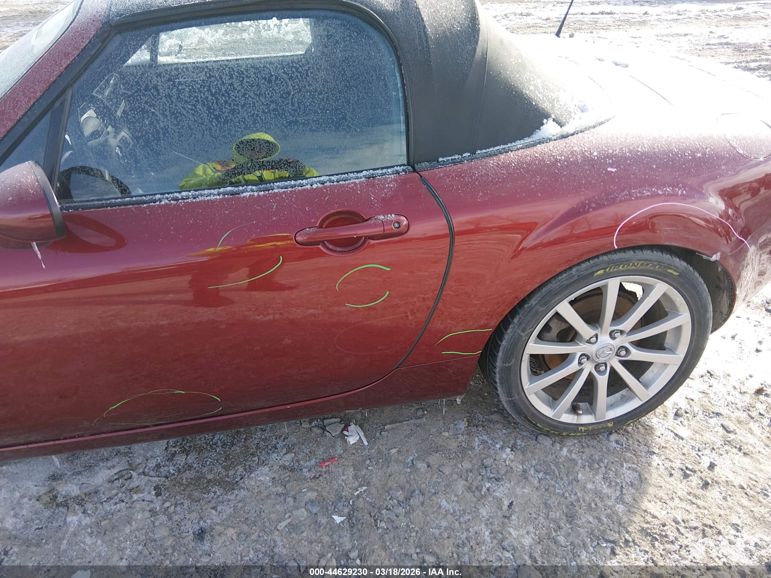2007 Mazda Mx-5 Touring Red vin: JM1NC25FX70132943