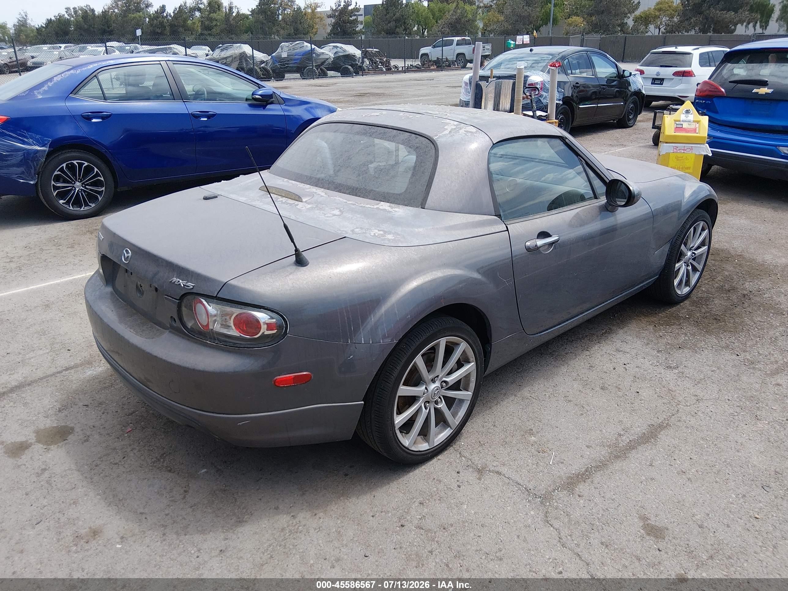 2007 Mazda Mx-5 Grand Touring Silver vin: JM1NC26F070136529