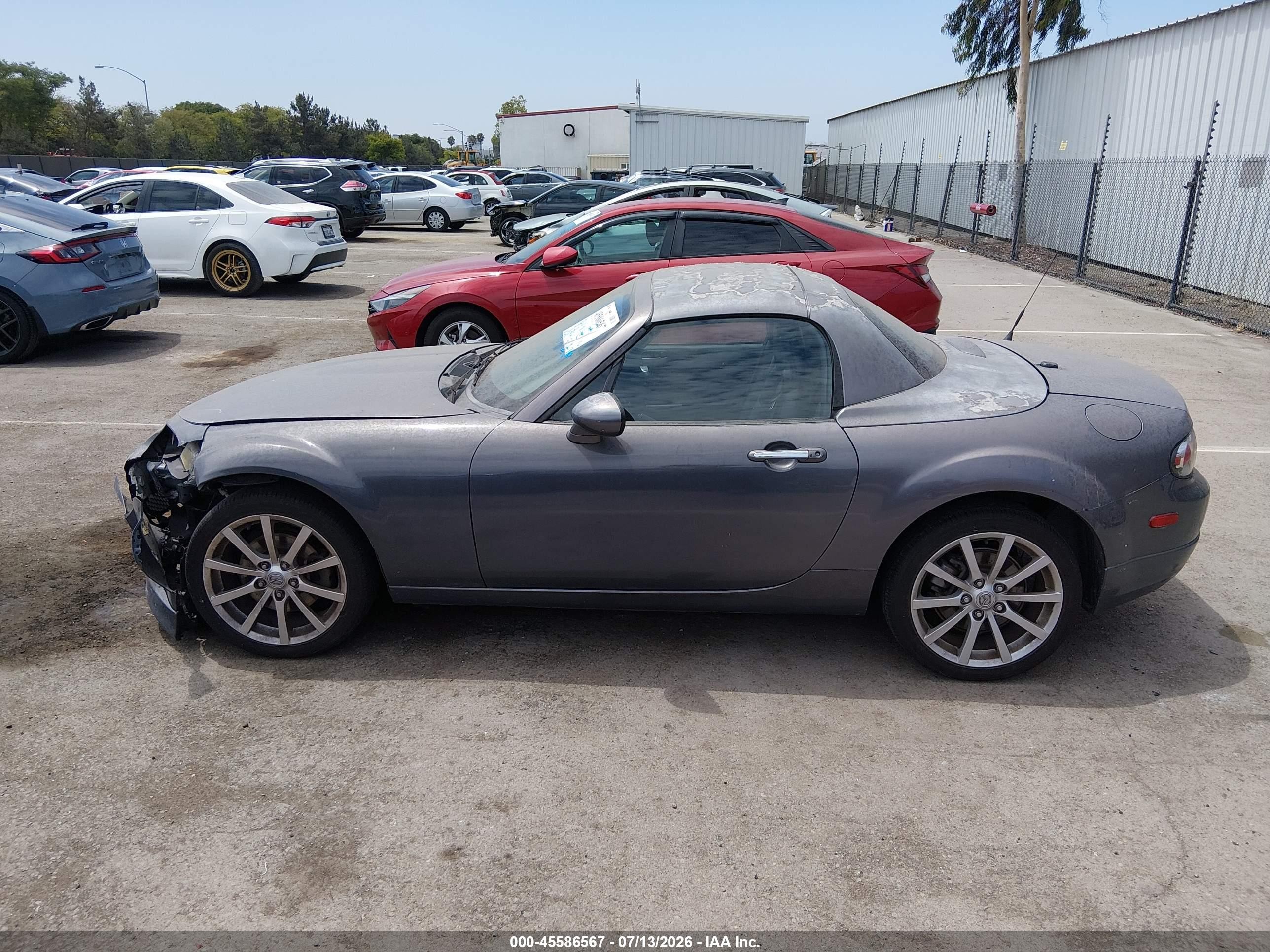 2007 Mazda Mx-5 Grand Touring Silver vin: JM1NC26F070136529