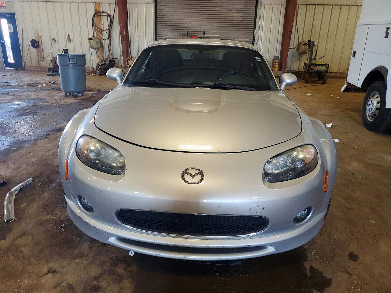 2008 Mazda Mx-5 Miata Silver vin: JM1NC26F080155423