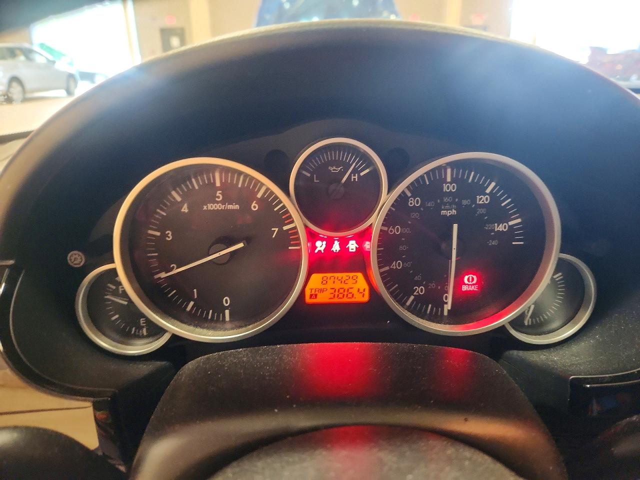 2008 Mazda Miata Gray vin: JM1NC26F180156287