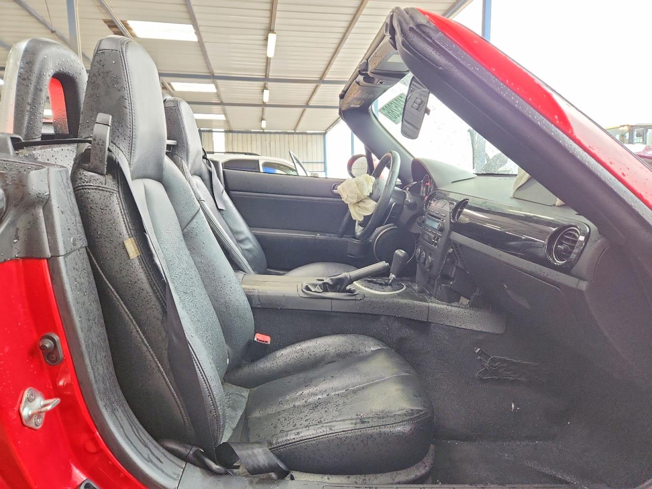 2008 Mazda Mx-5 Miata Red vin: JM1NC26F680152641