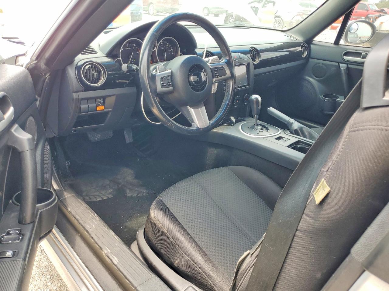2007 Mazda Mx-5 Miata Silver vin: JM1NC26F770128122