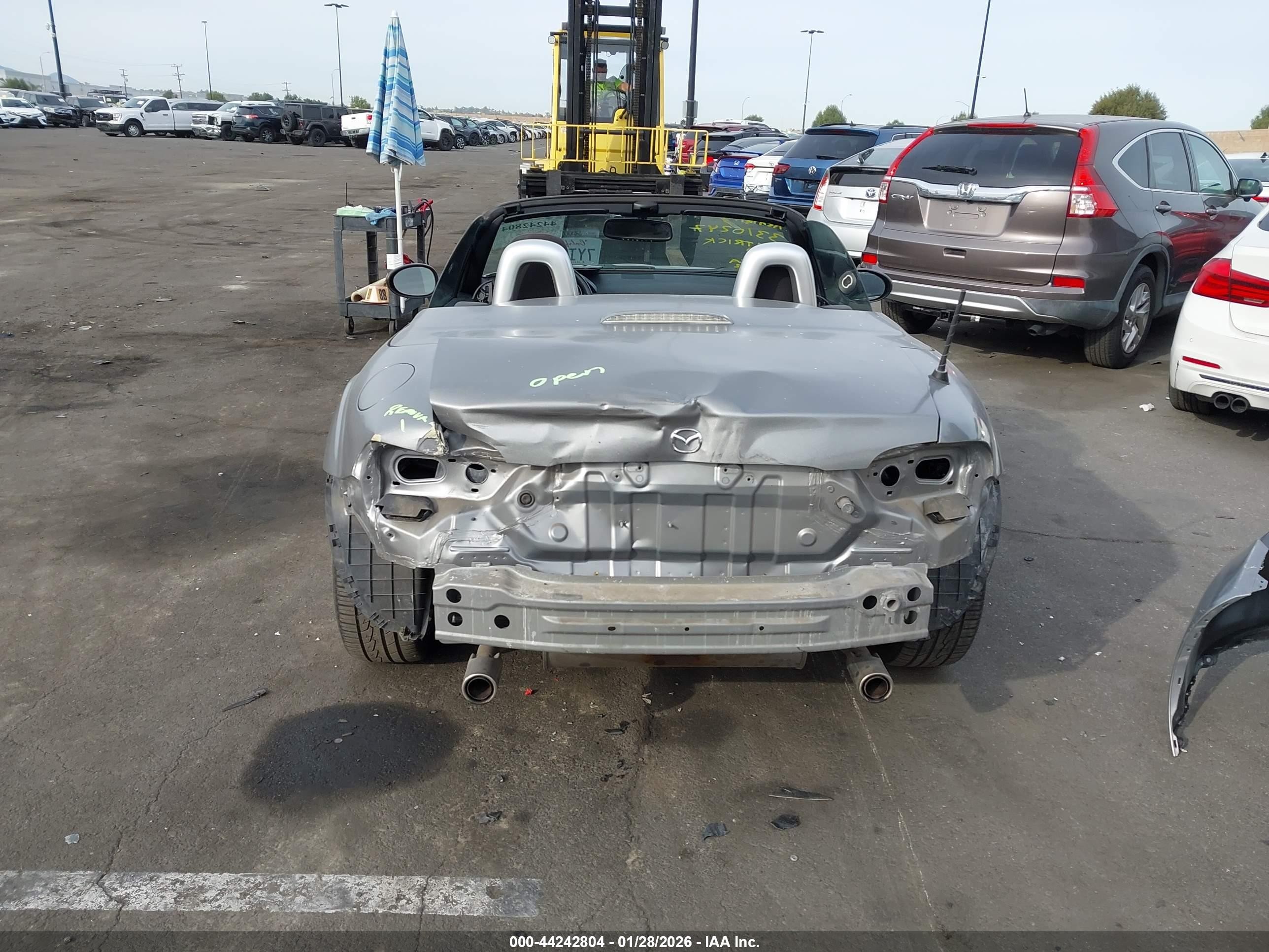 2010 Mazda Mx-5 Miata Touring Silver vin: JM1NC2FF0A0205744