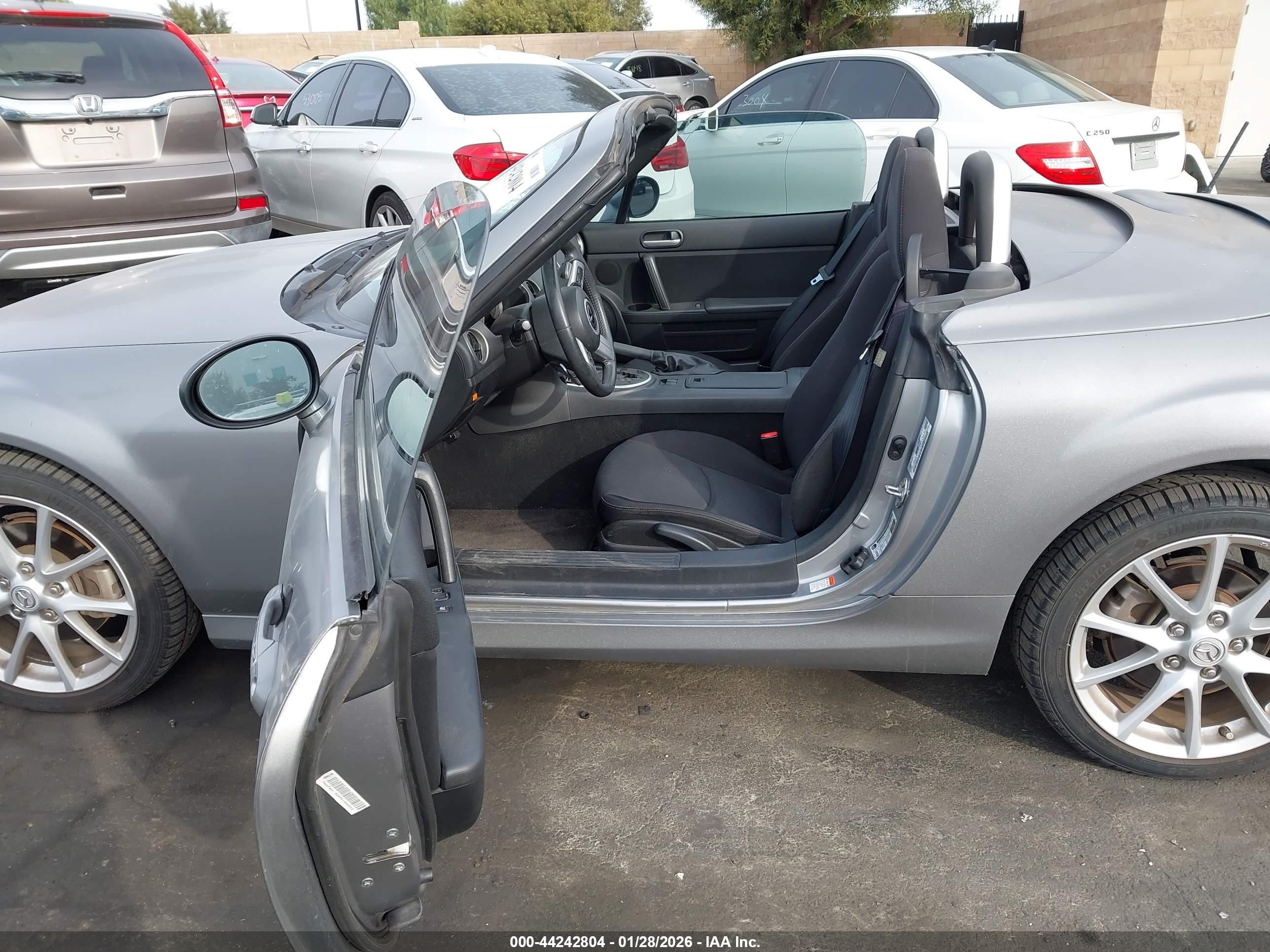 2010 Mazda Mx-5 Miata Touring Silver vin: JM1NC2FF0A0205744