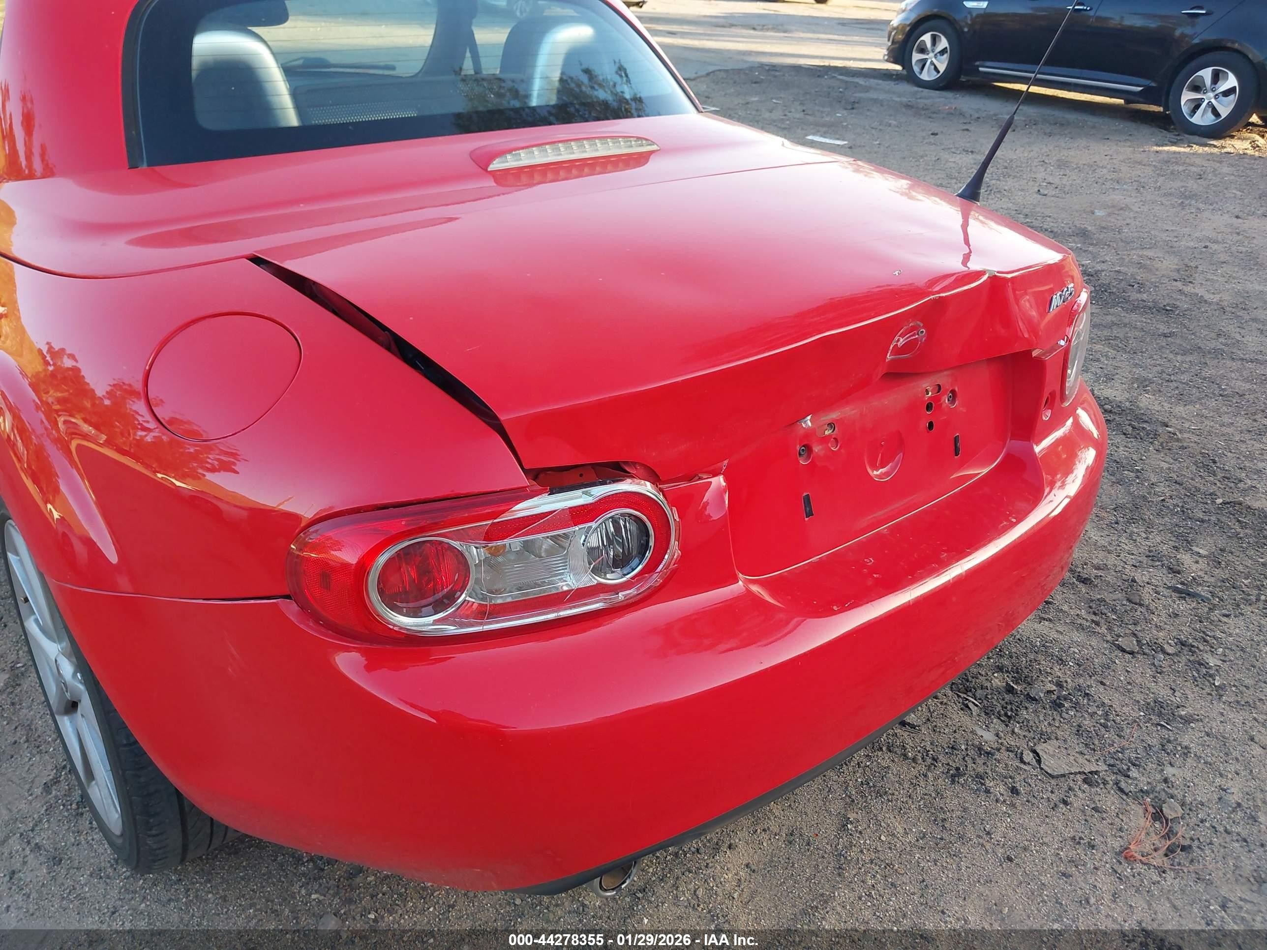 2010 Mazda Mx-5 Miata Touring Red vin: JM1NC2FF4A0206704