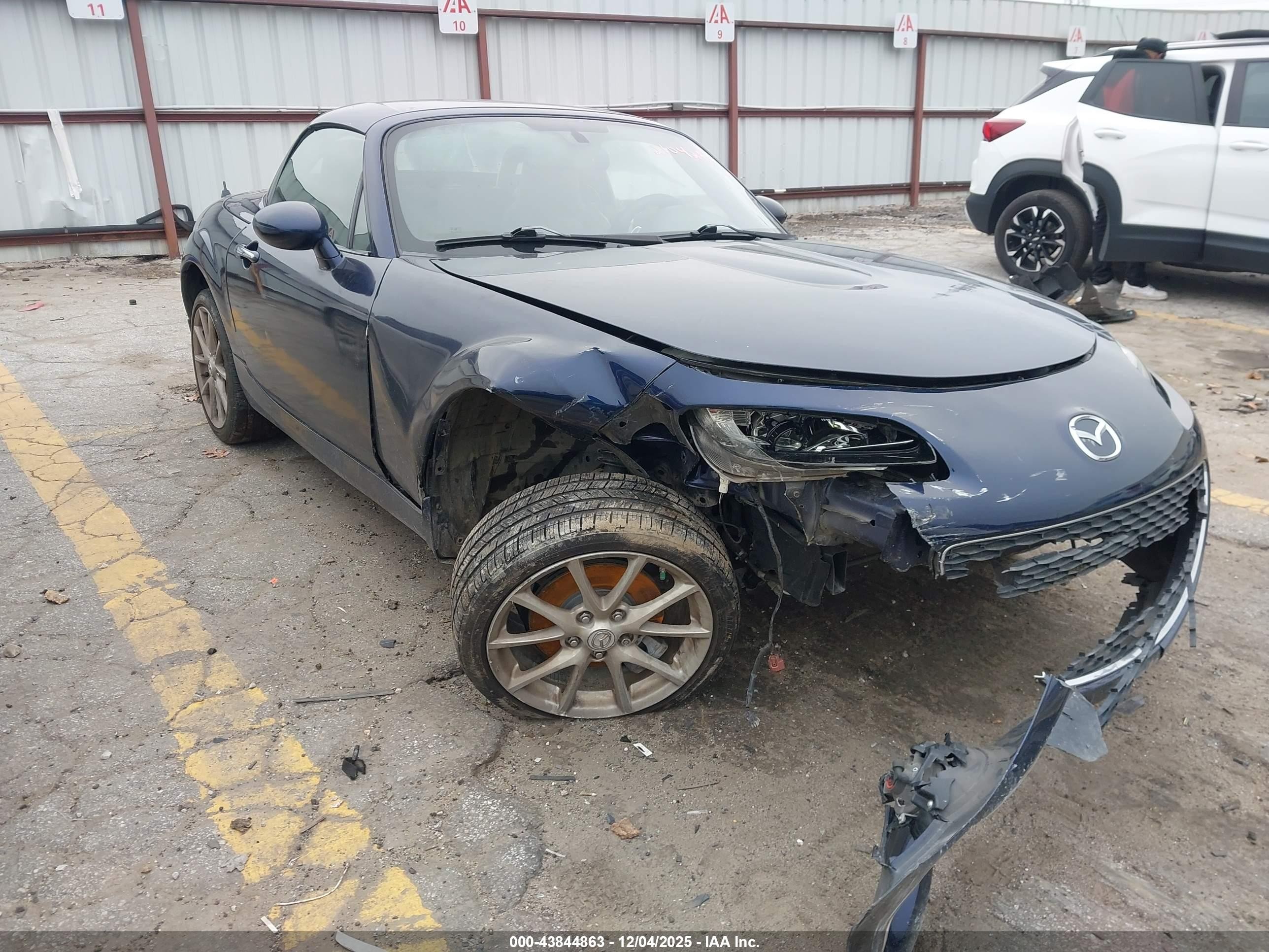 2010 Mazda Mx-5 Miata Touring Blue vin: JM1NC2FF6A0210429