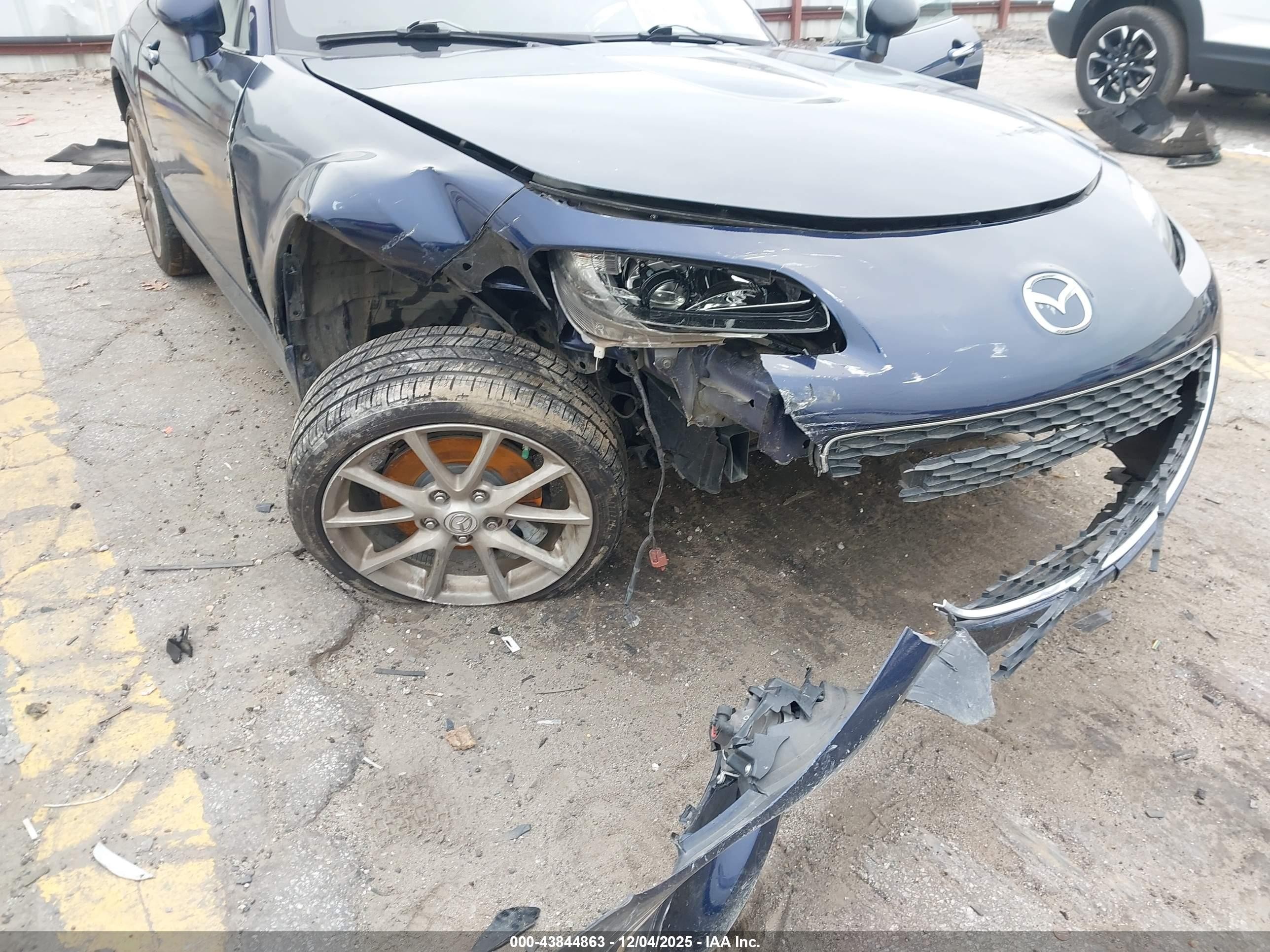 2010 Mazda Mx-5 Miata Touring Blue vin: JM1NC2FF6A0210429