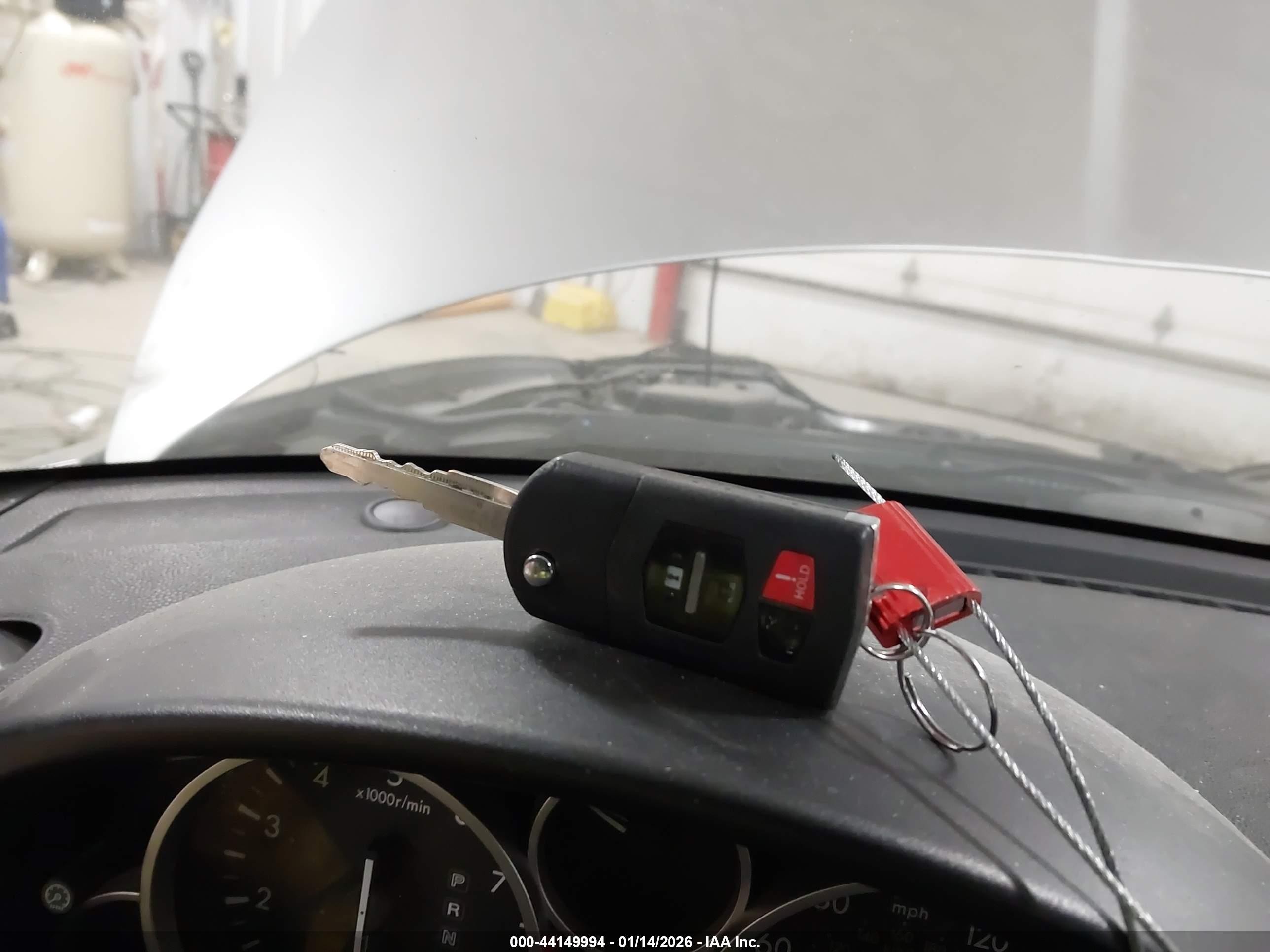 2010 Mazda Mx-5 Miata Touring Silver vin: JM1NC2FF6A0212584