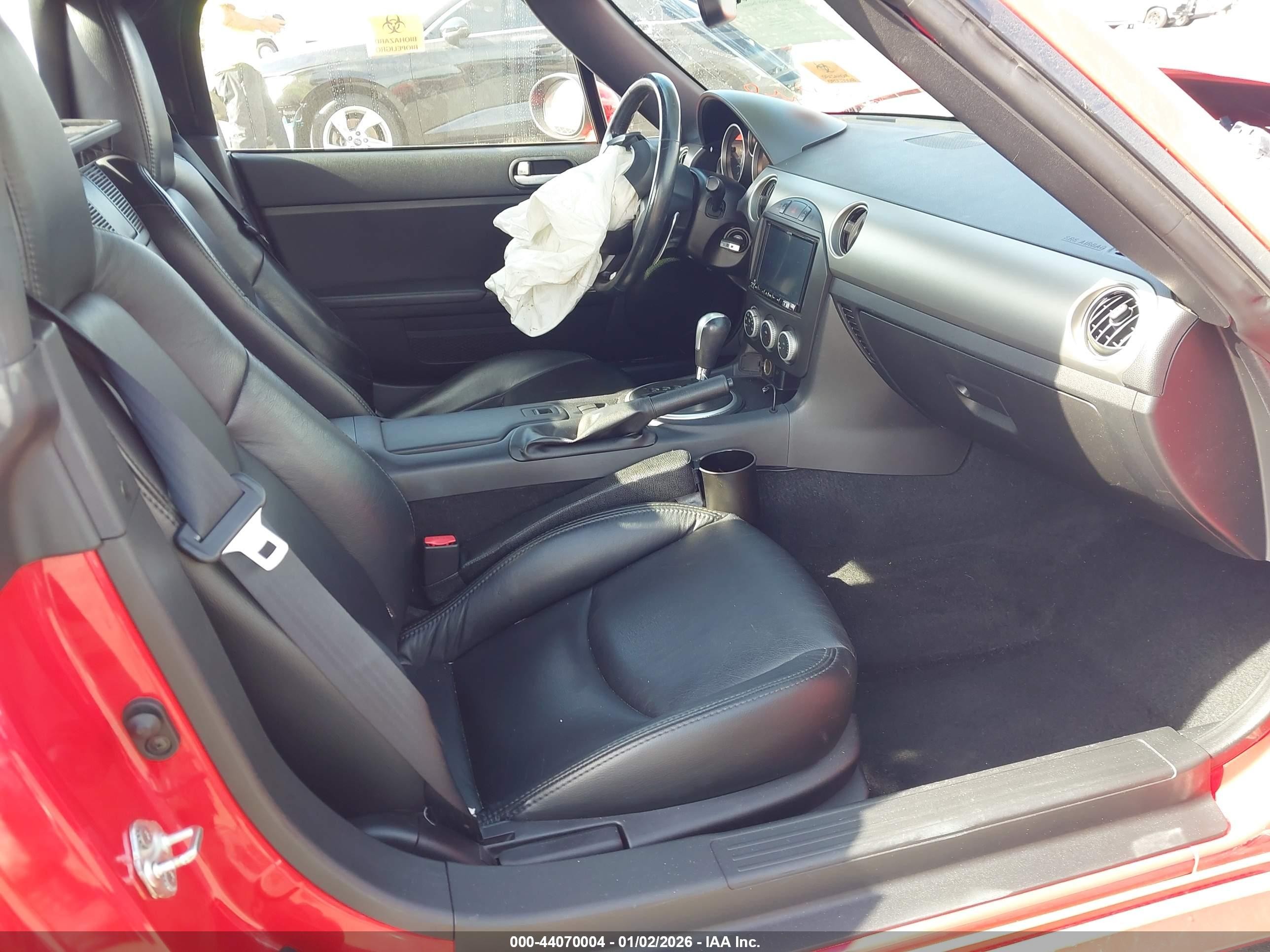 2010 Mazda Mx-5 Miata Touring Red vin: JM1NC2FF8A0206673
