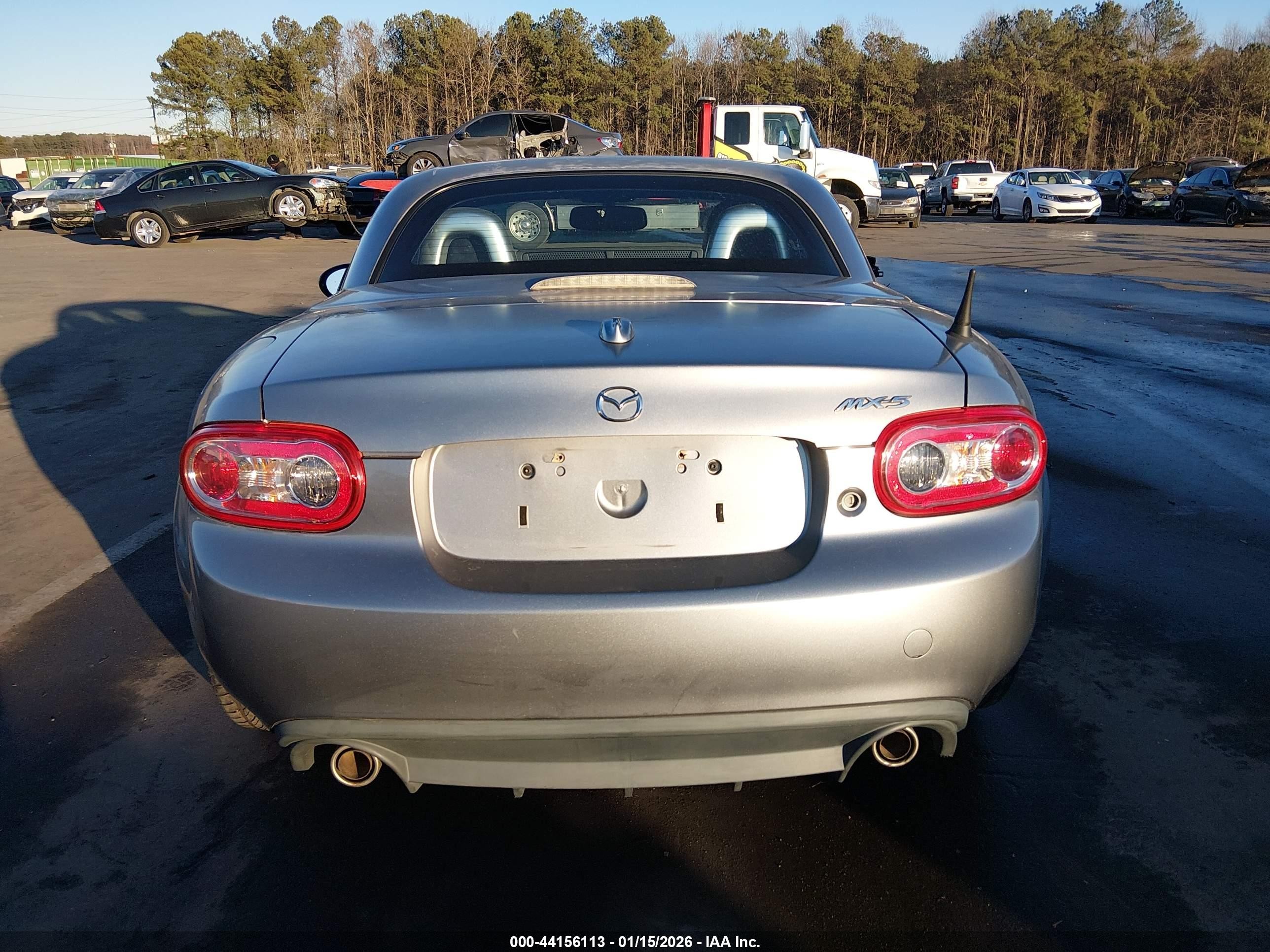 2010 Mazda Mx-5 Miata Grand Touring Silver vin: JM1NC2FF9A0208500