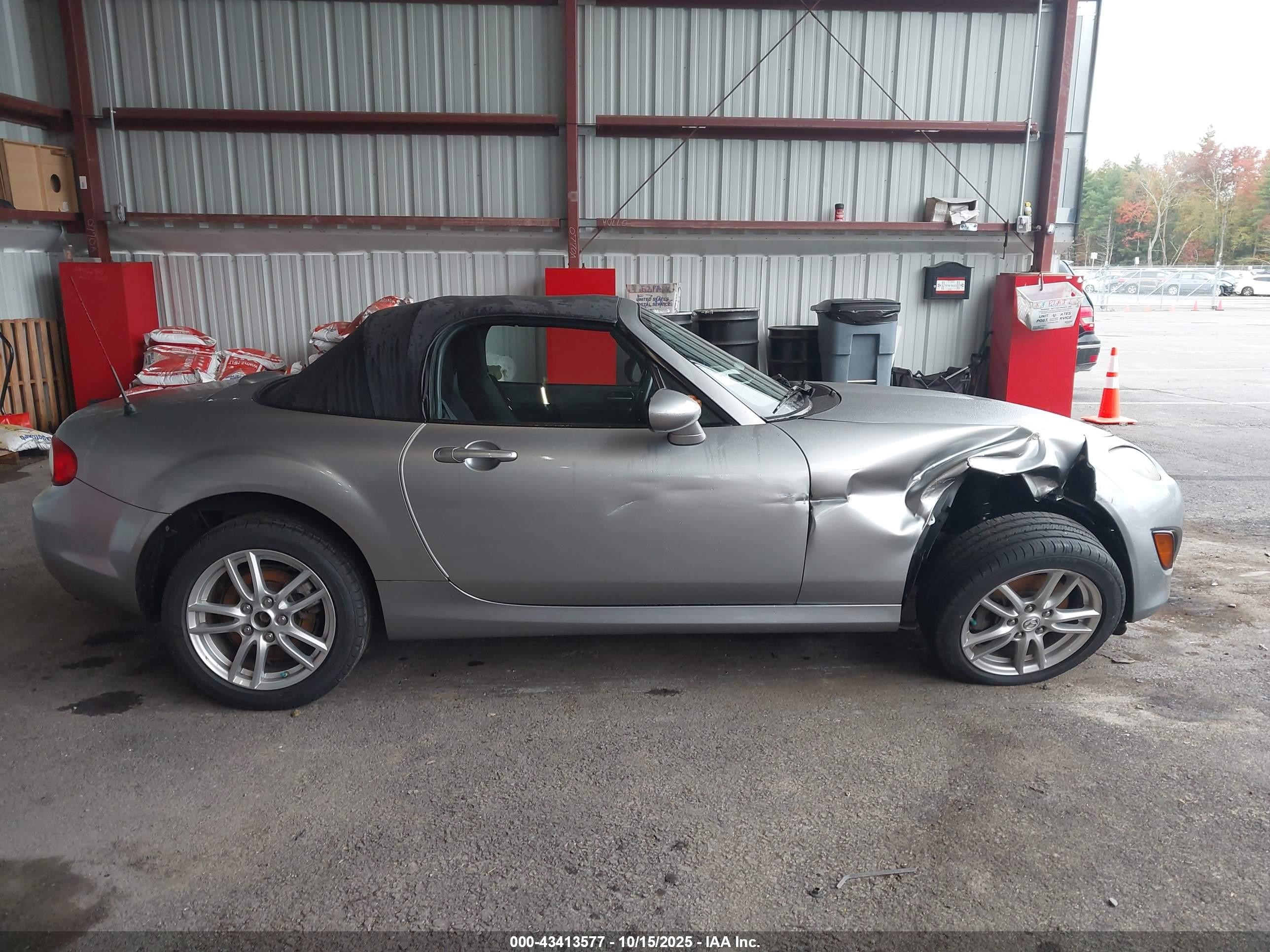 2011 Mazda Mx-5 Miata Sport Silver vin: JM1NC2JF0B0213576