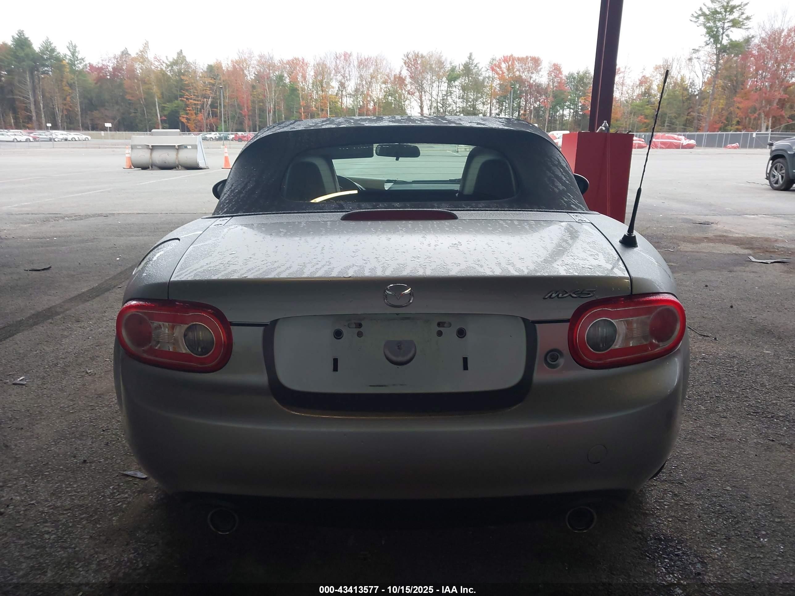 2011 Mazda Mx-5 Miata Sport Silver vin: JM1NC2JF0B0213576