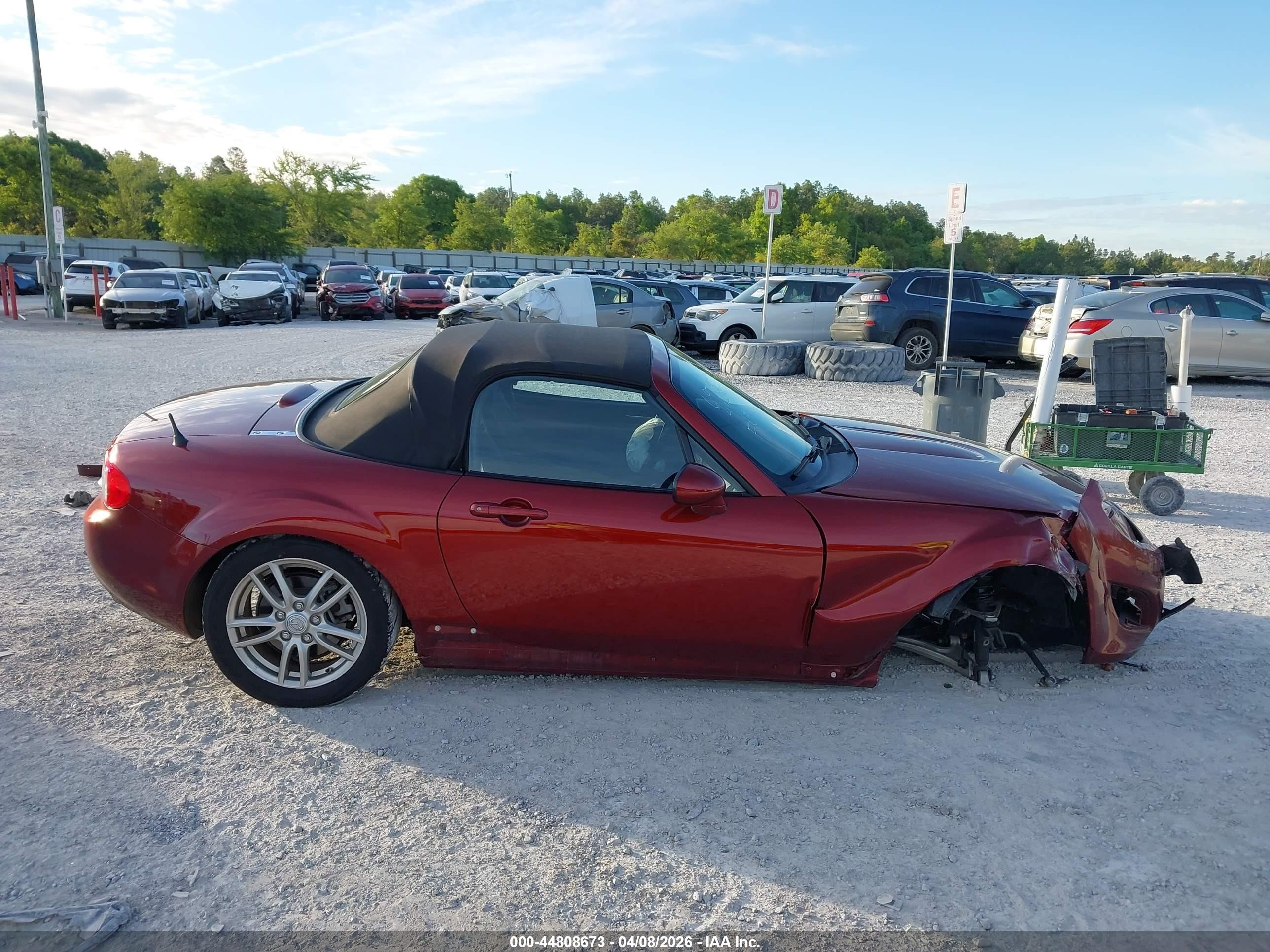 2011 Mazda Mx-5 Miata Sport Red vin: JM1NC2JF0B0218454
