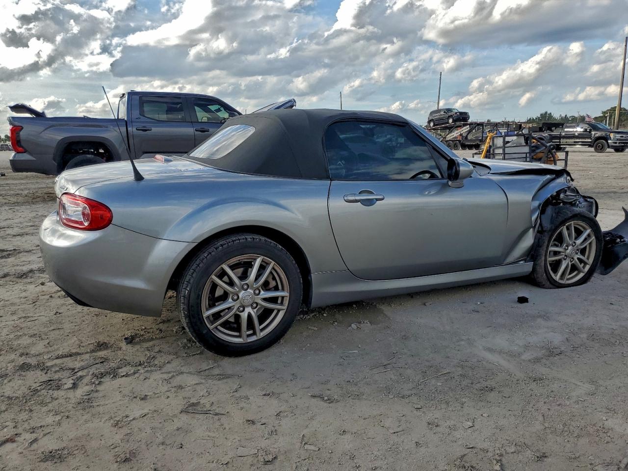 2012 Mazda Mx-5 Miata Silver vin: JM1NC2JF5C0222677