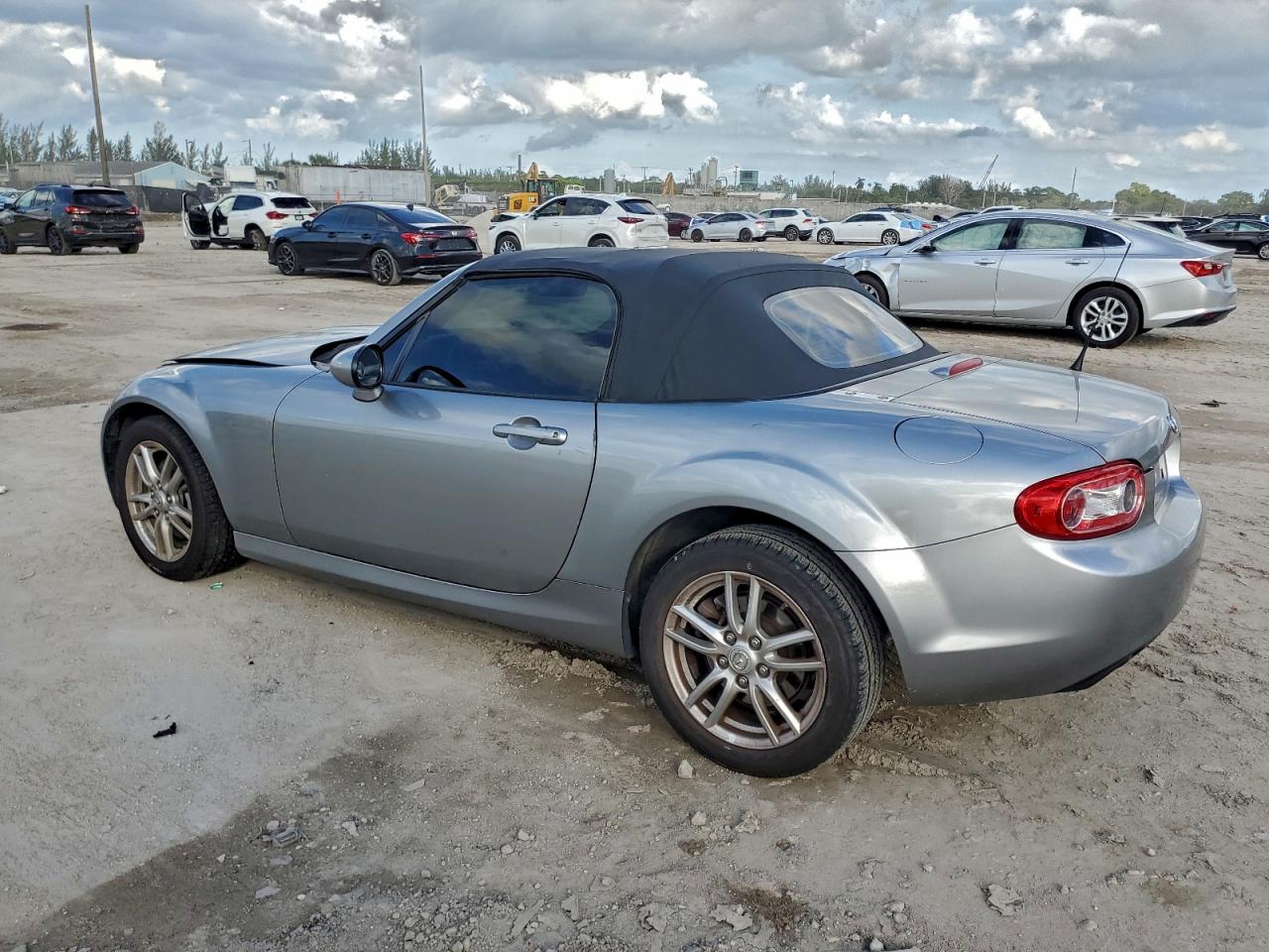 2012 Mazda Mx-5 Miata Silver vin: JM1NC2JF5C0222677