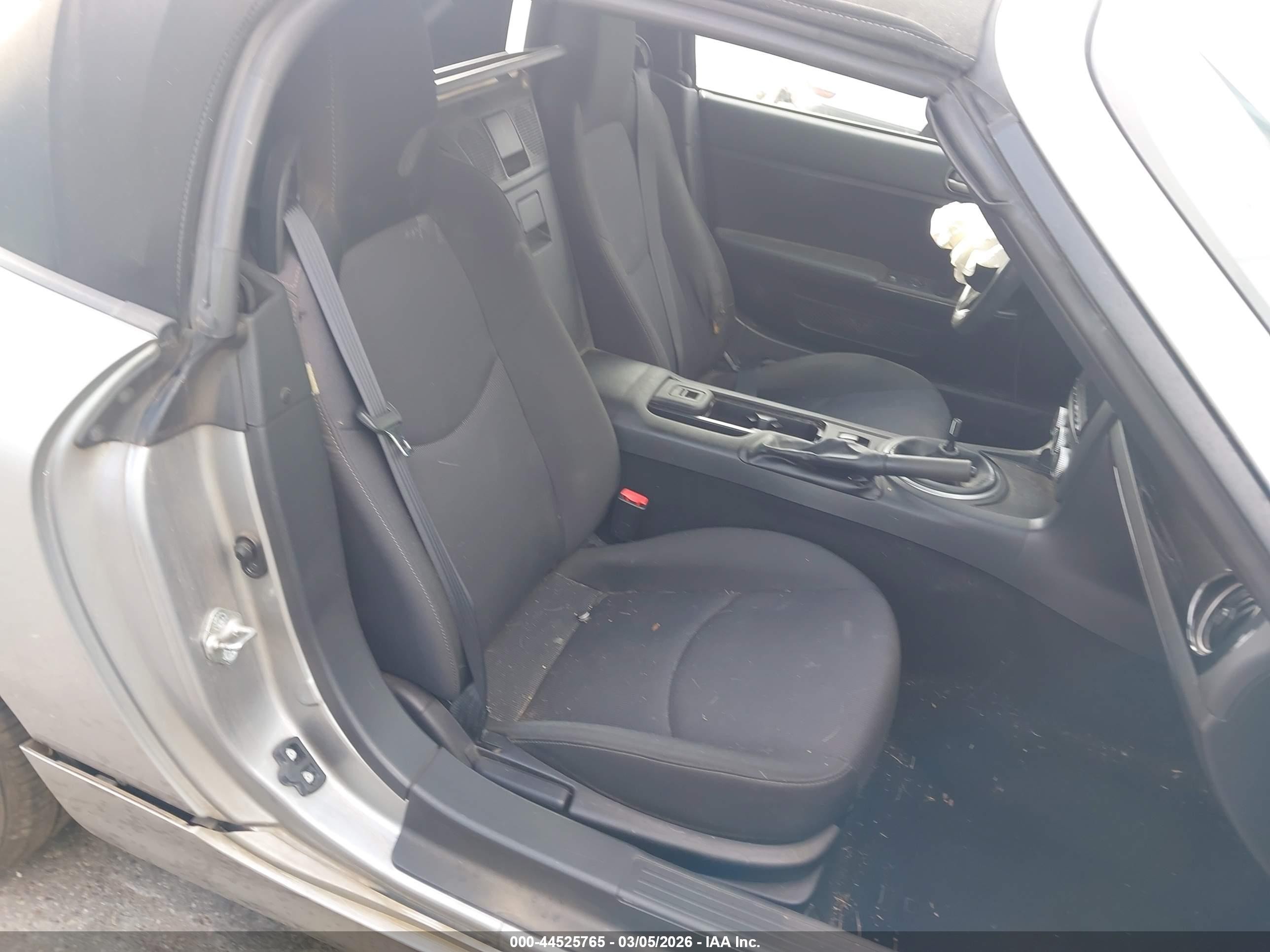 2014 Mazda Mx-5 Miata Sport Silver vin: JM1NC2JFXE0233693