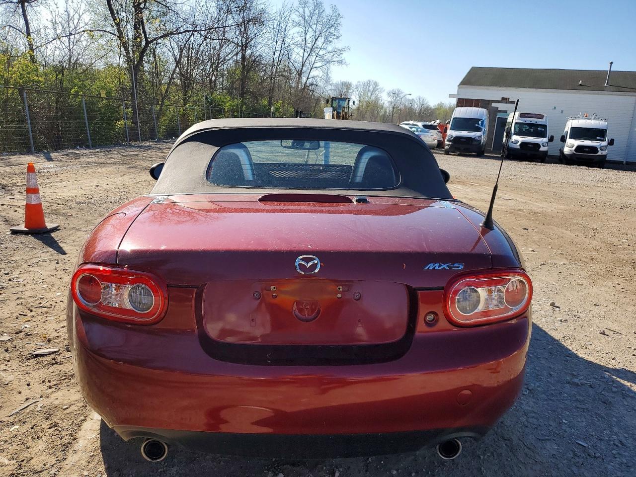 2012 Mazda Mx-5 Miata Red vin: JM1NC2LF0C0224088