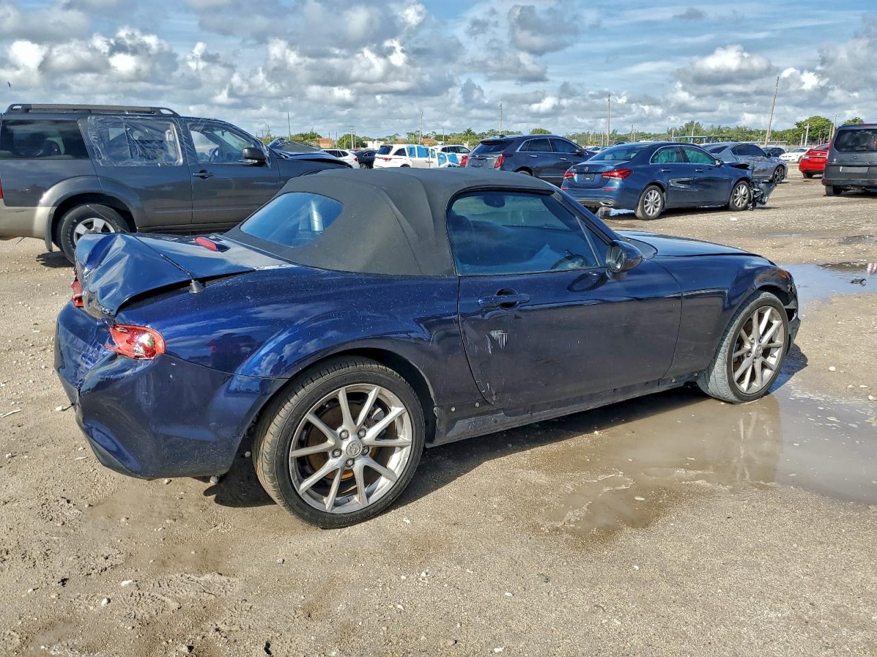 2012 Mazda Mx-5 Miata Blue vin: JM1NC2LF7C0225657