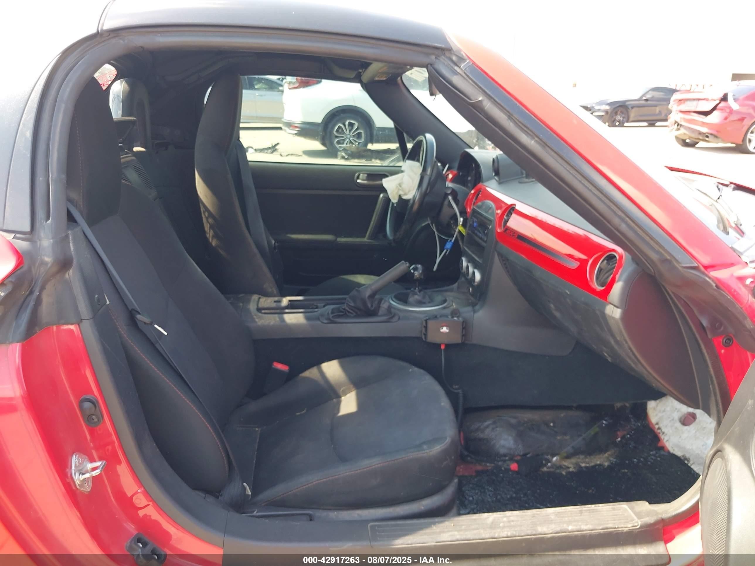 2014 Mazda Mx-5 Miata Club Red vin: JM1NC2MF1E0236977