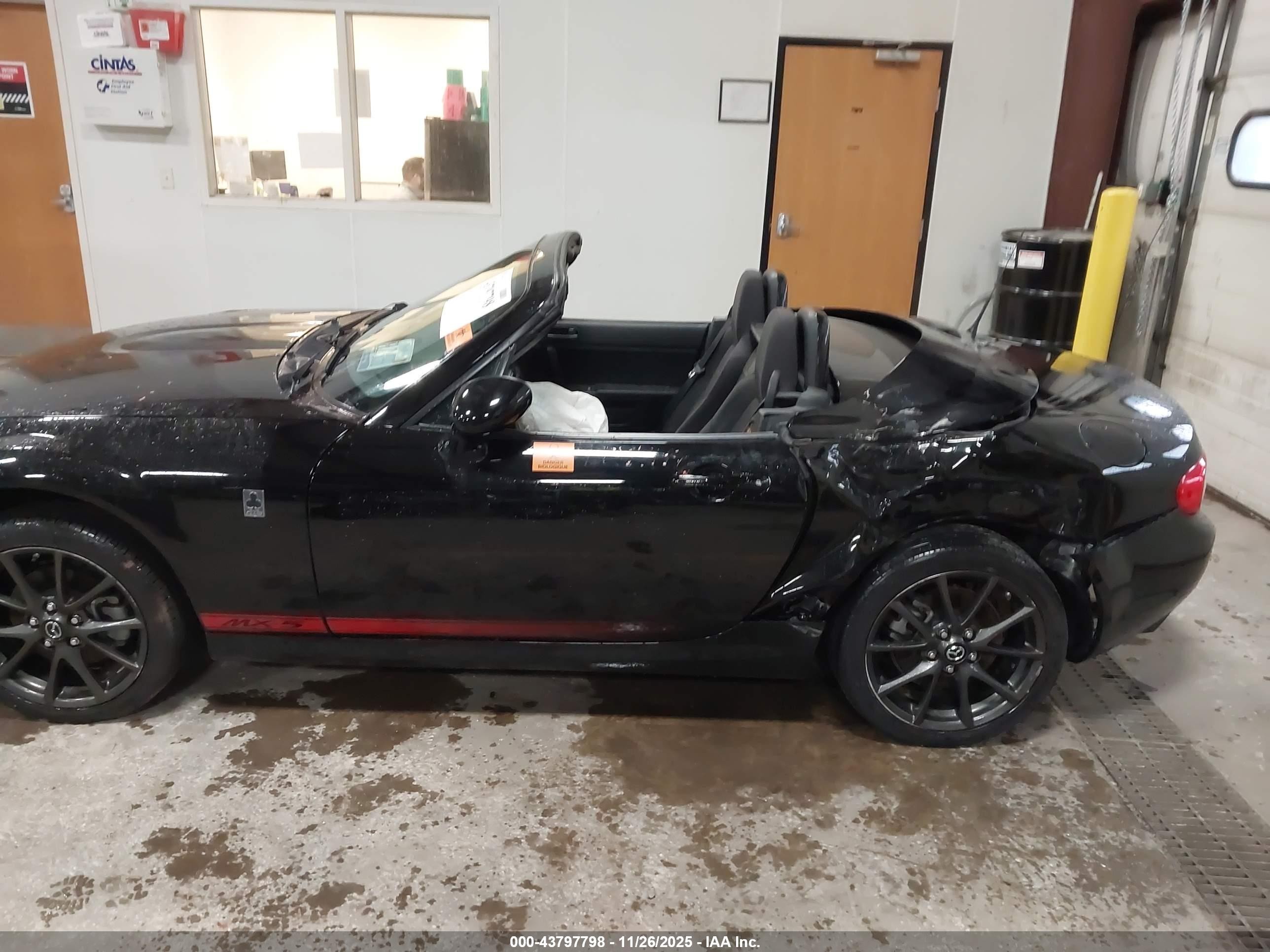 2014 Mazda Mx-5 Miata Club Black vin: JM1NC2MF1E0237045