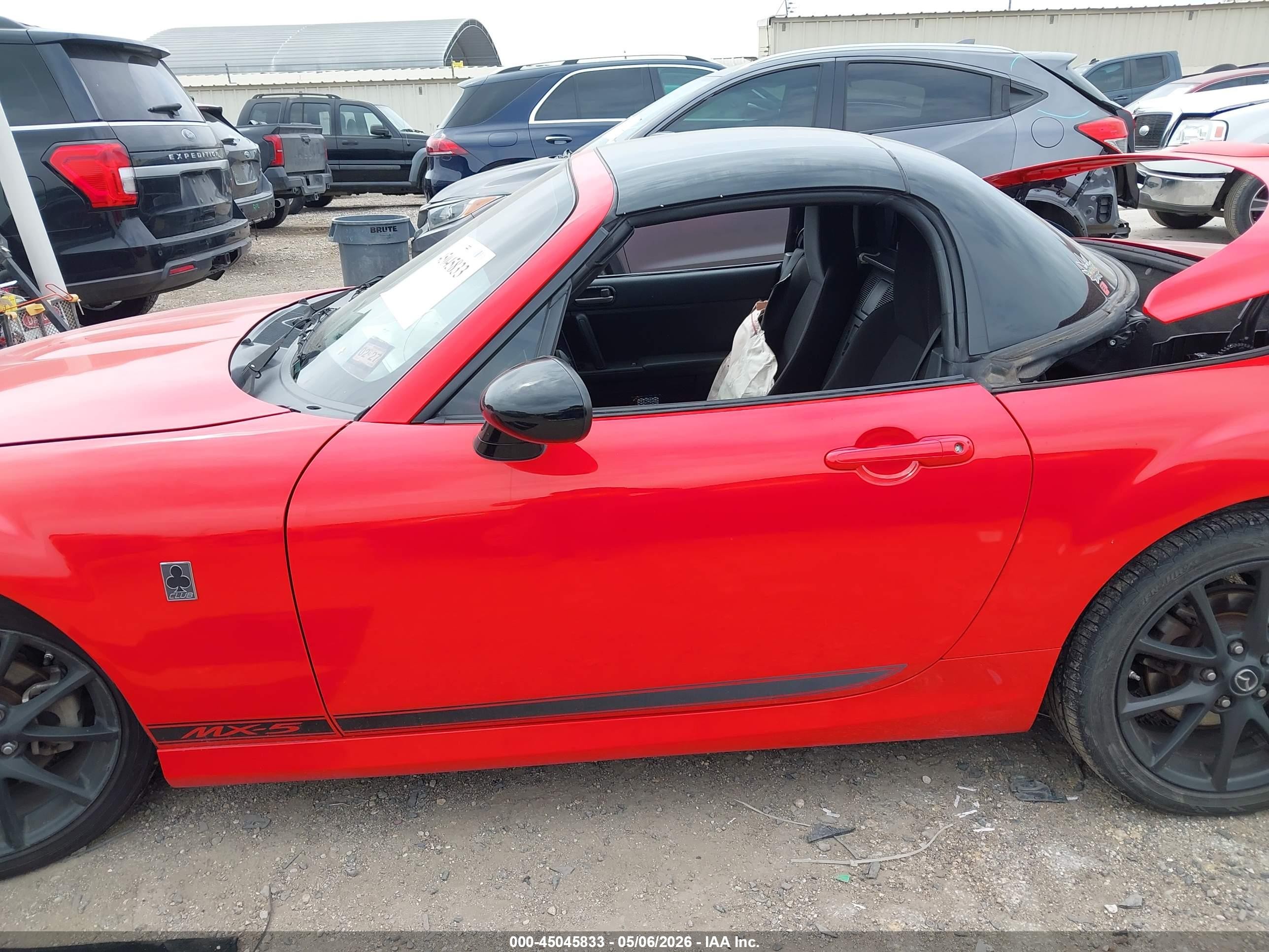 2013 Mazda Mx-5 Miata Club Red vin: JM1NC2MF7D0227604