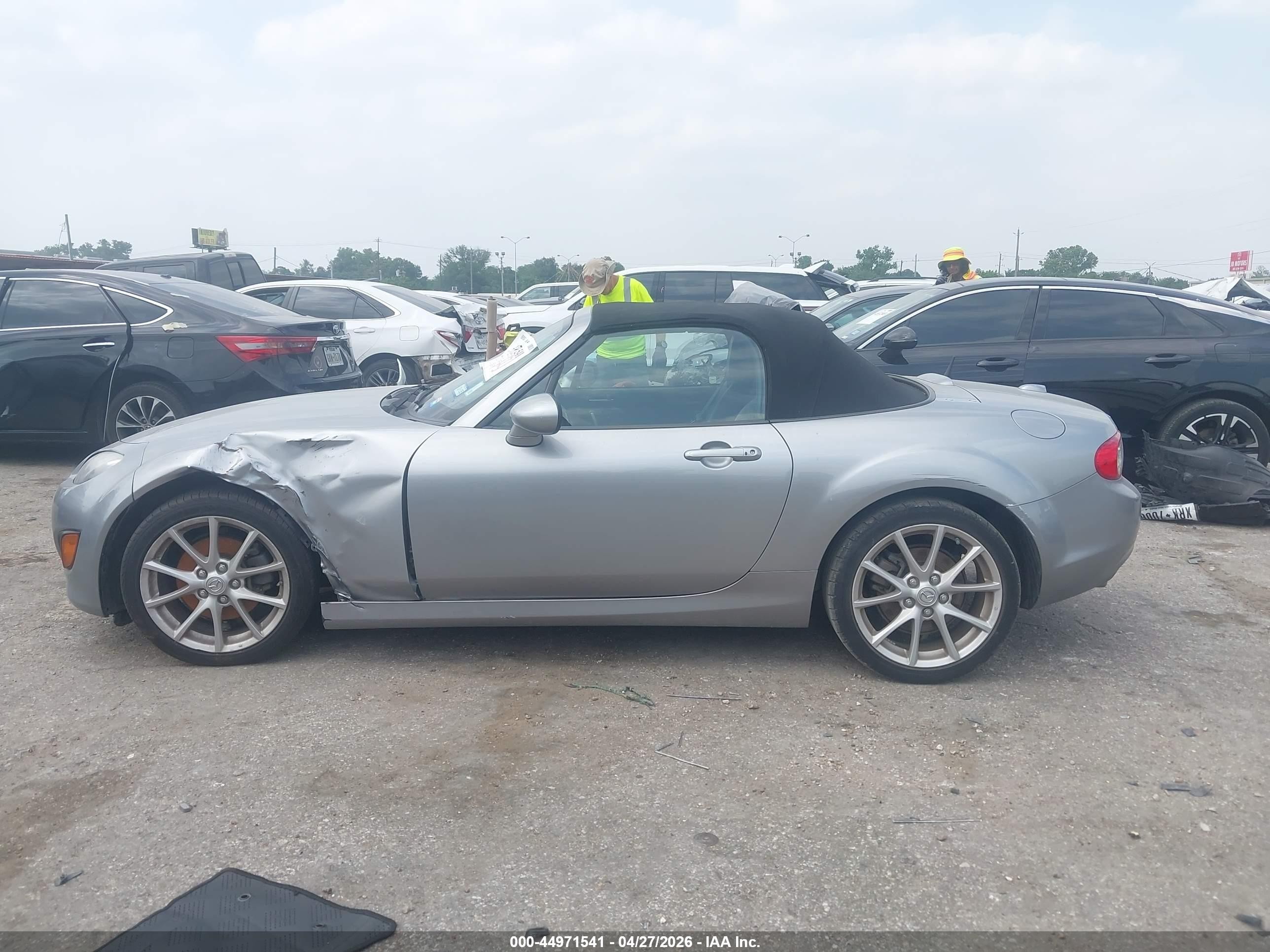 2011 Mazda Mx-5 Miata Grand Touring Silver vin: JM1NC2NF4B0218466