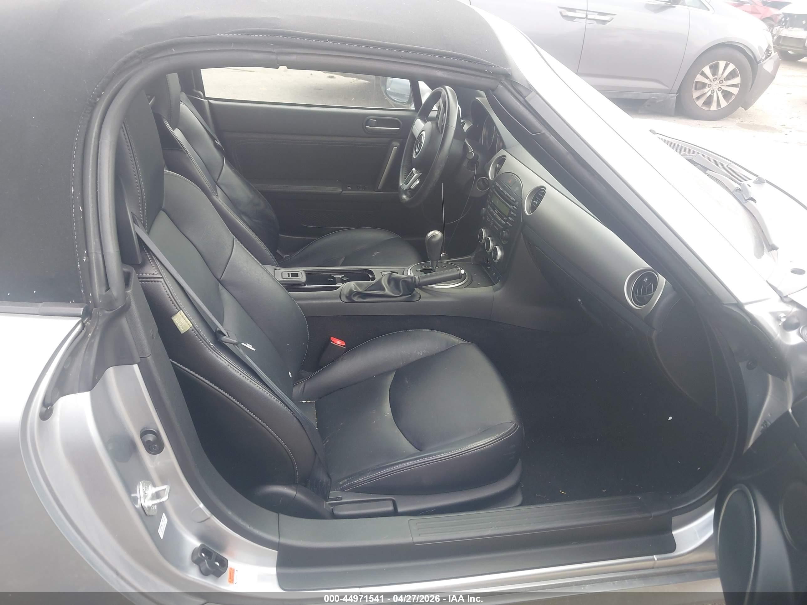 2011 Mazda Mx-5 Miata Grand Touring Silver vin: JM1NC2NF4B0218466