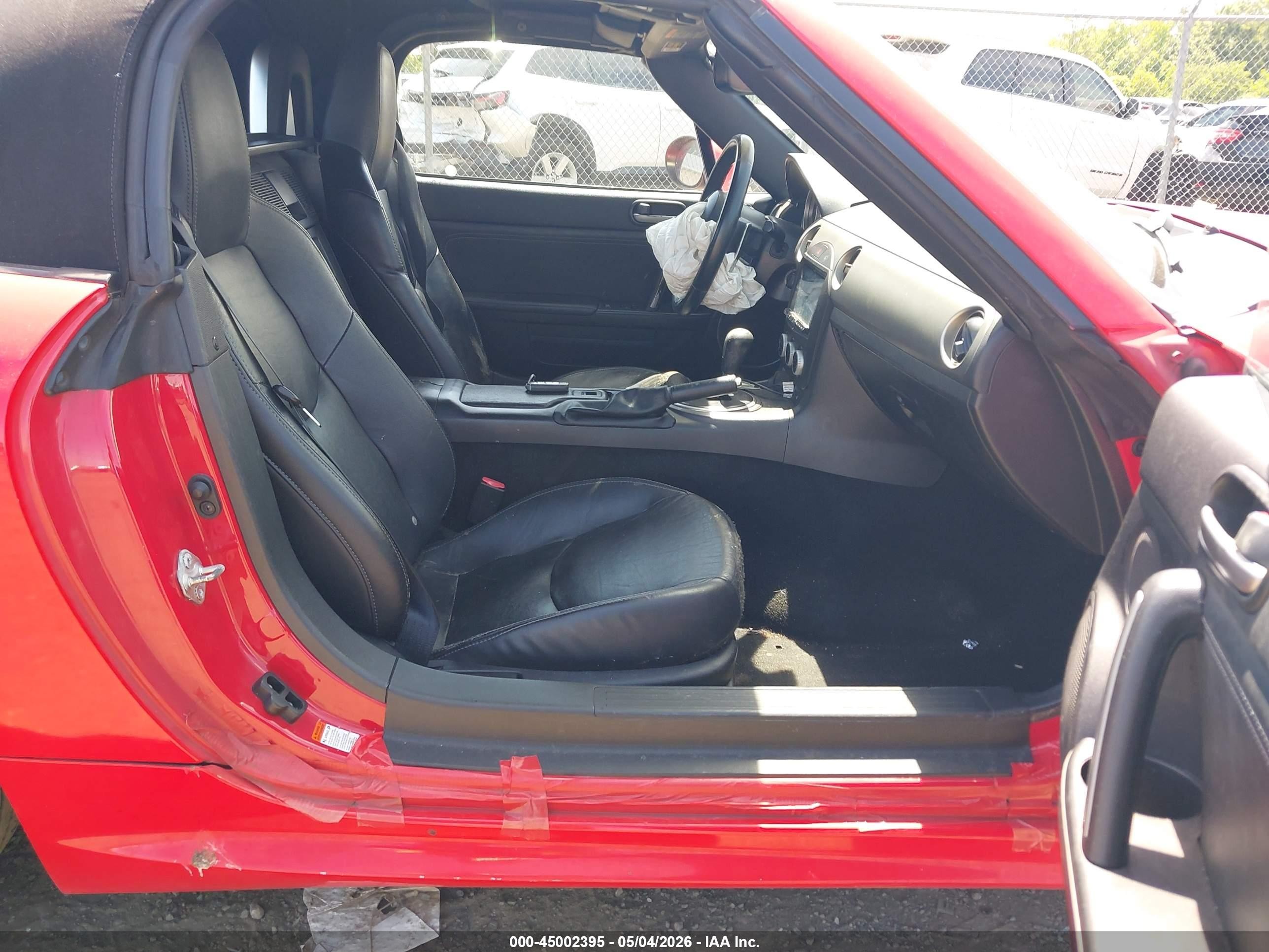 2011 Mazda Mx-5 Miata Grand Touring Red vin: JM1NC2NF9B0213683