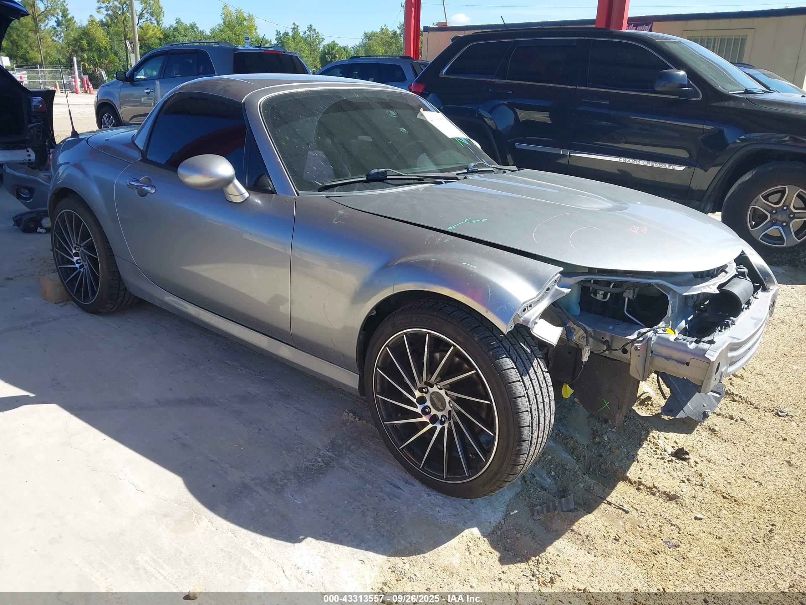 2011 Mazda Mx-5 Miata Grand Touring Silver vin: JM1NC2PF0B0218574