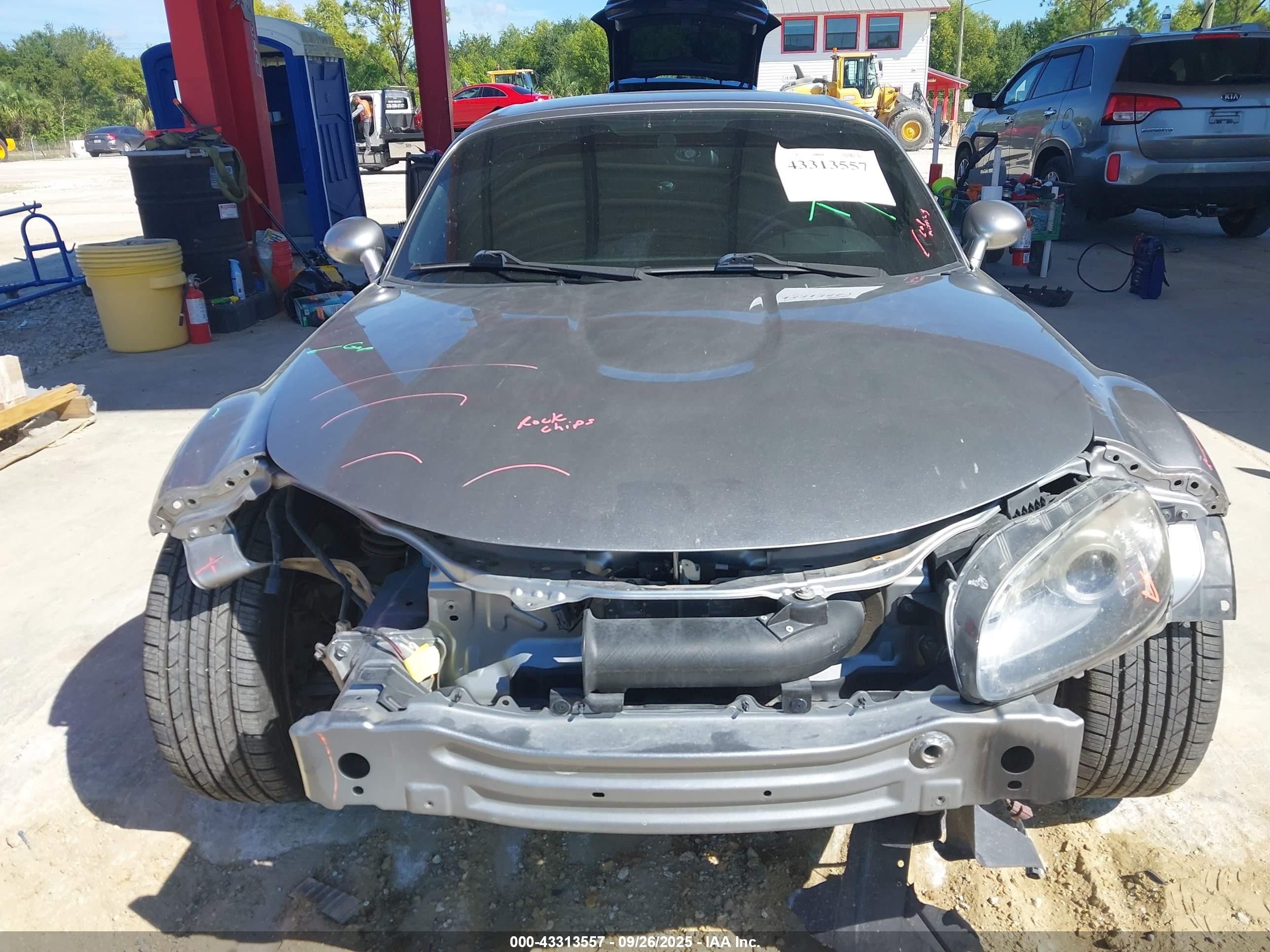 2011 Mazda Mx-5 Miata Grand Touring Silver vin: JM1NC2PF0B0218574