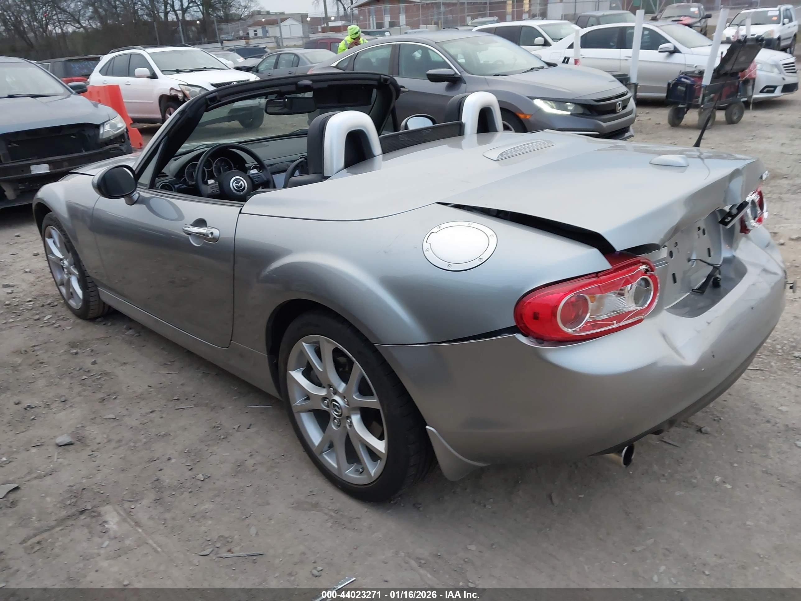 2014 Mazda Mx-5 Miata Grand Touring Silver vin: JM1NC2PF0E0234326