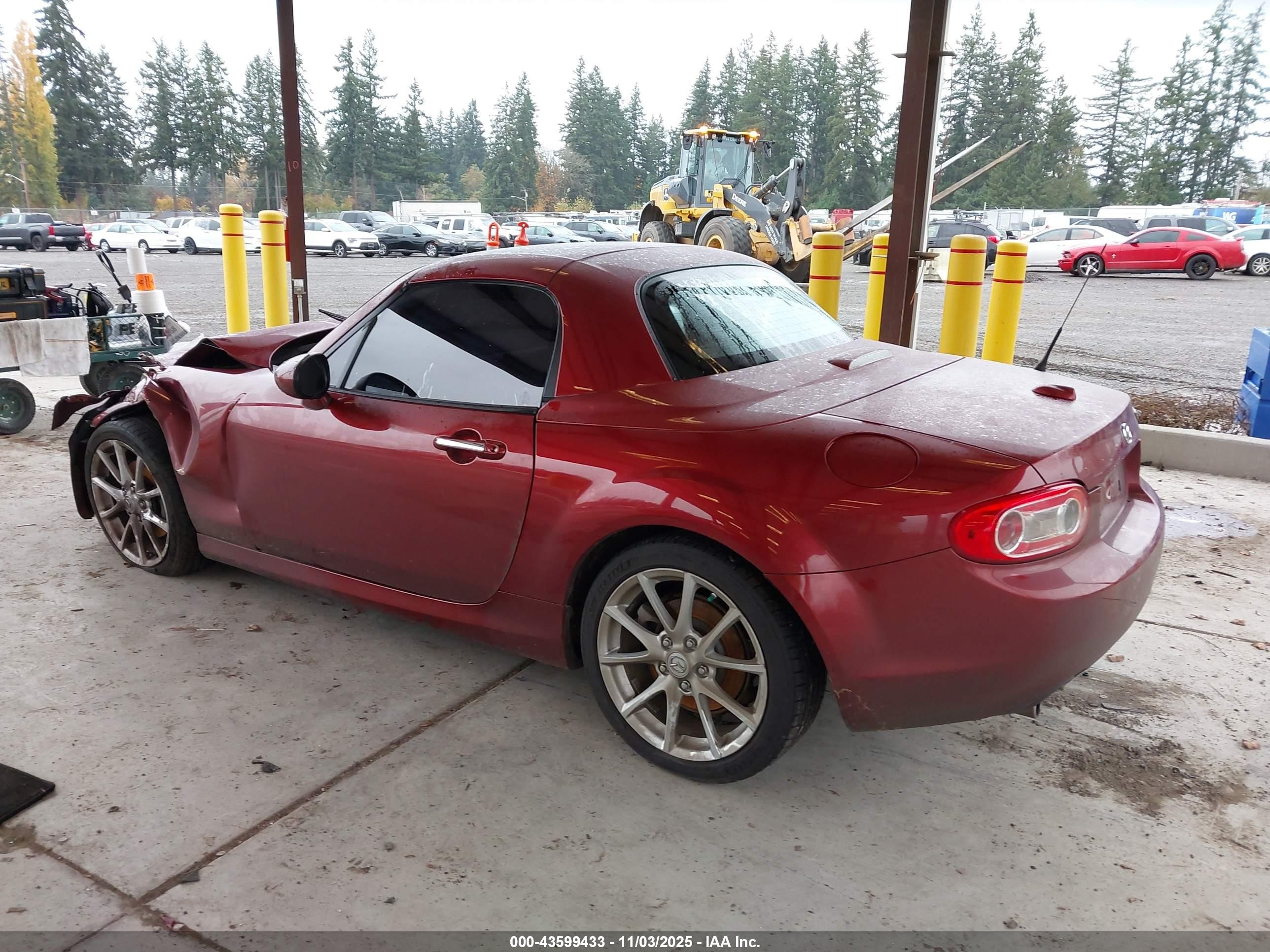 2011 Mazda Mx-5 Miata Grand Touring Red vin: JM1NC2PF1B0215425
