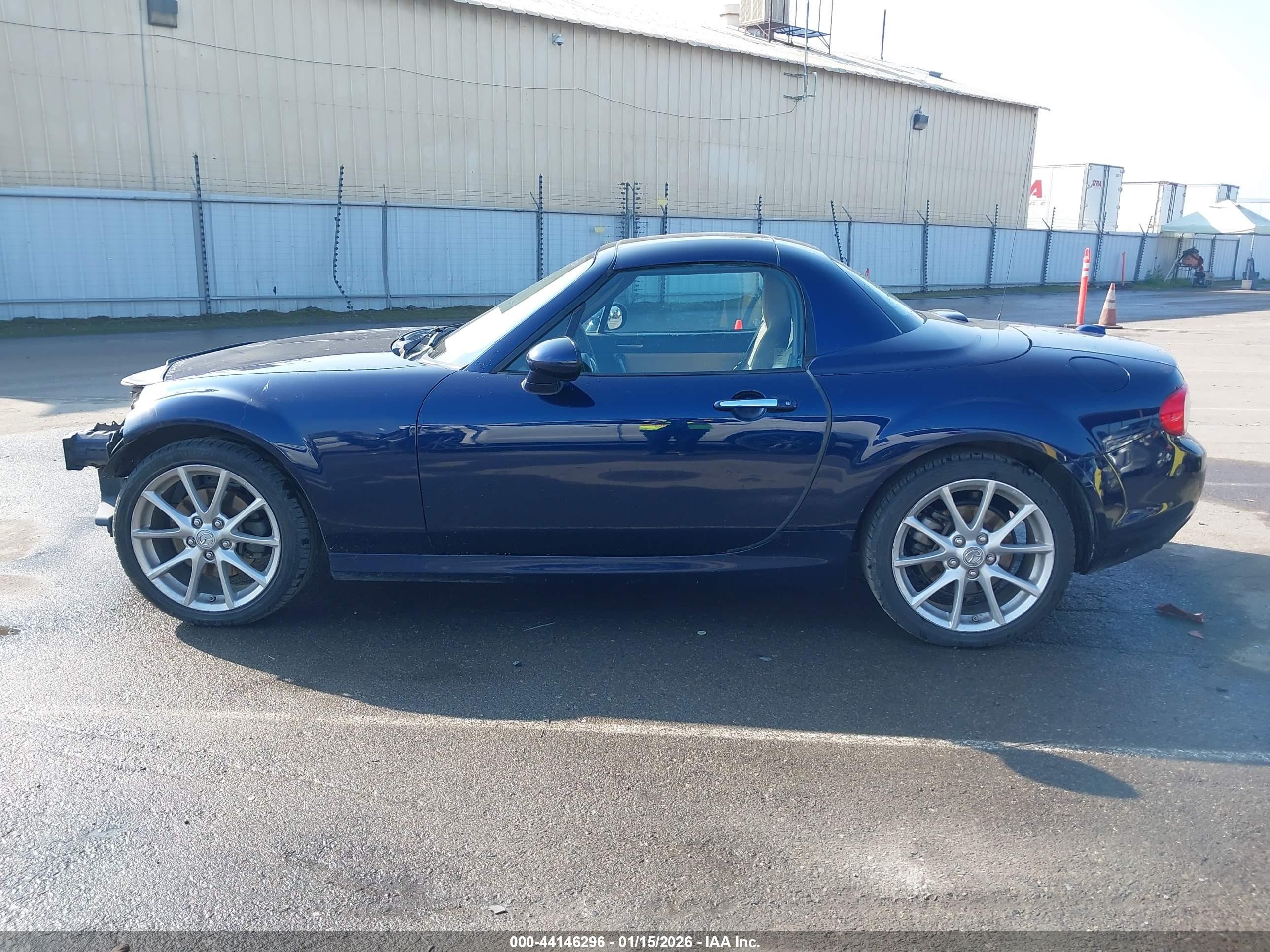 2011 Mazda Mx-5 Miata Grand Touring Dark Blue vin: JM1NC2PF2B0213375