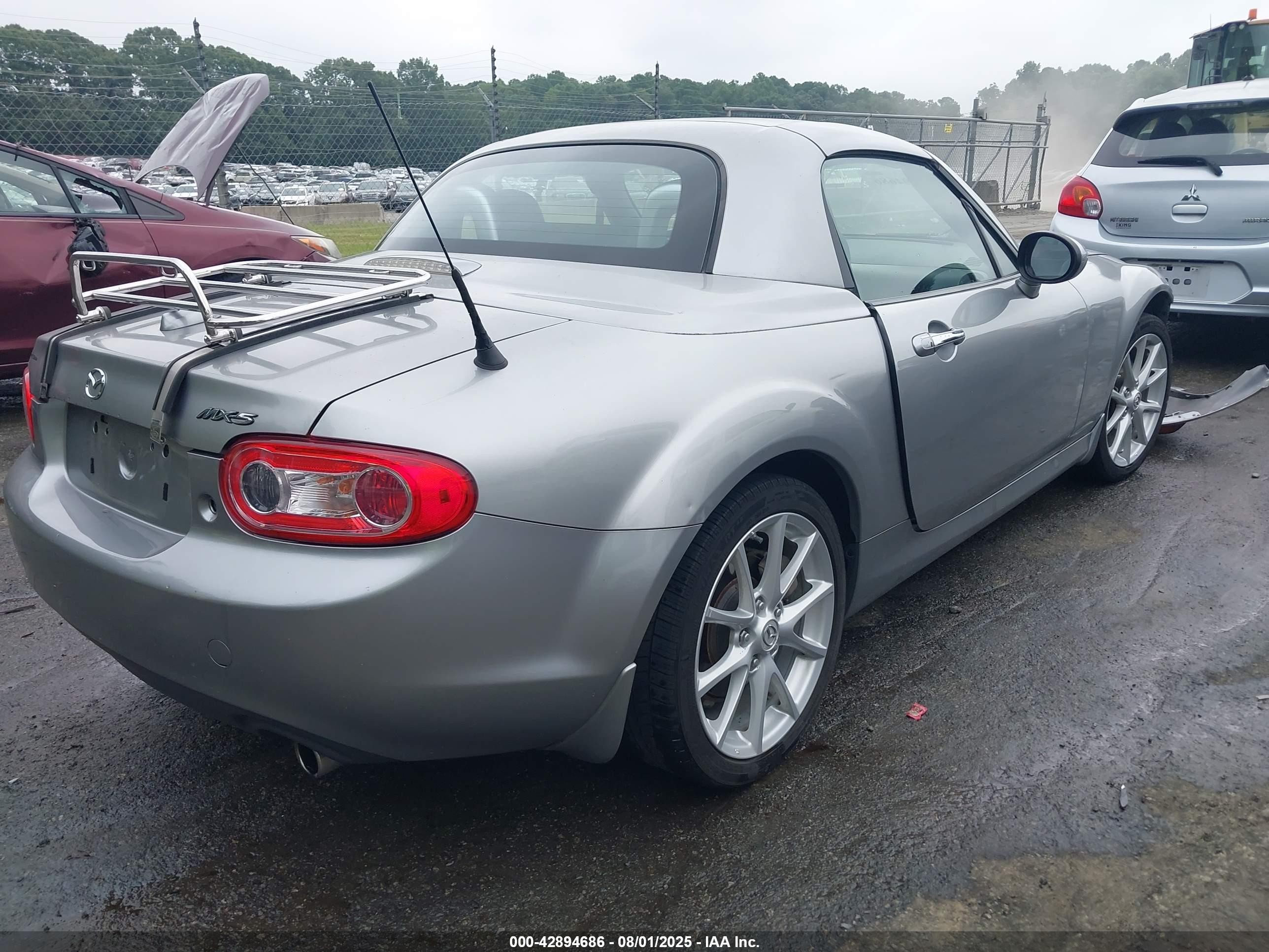 2011 Mazda Mx-5 Miata Grand Touring Silver vin: JM1NC2PF2B0214784