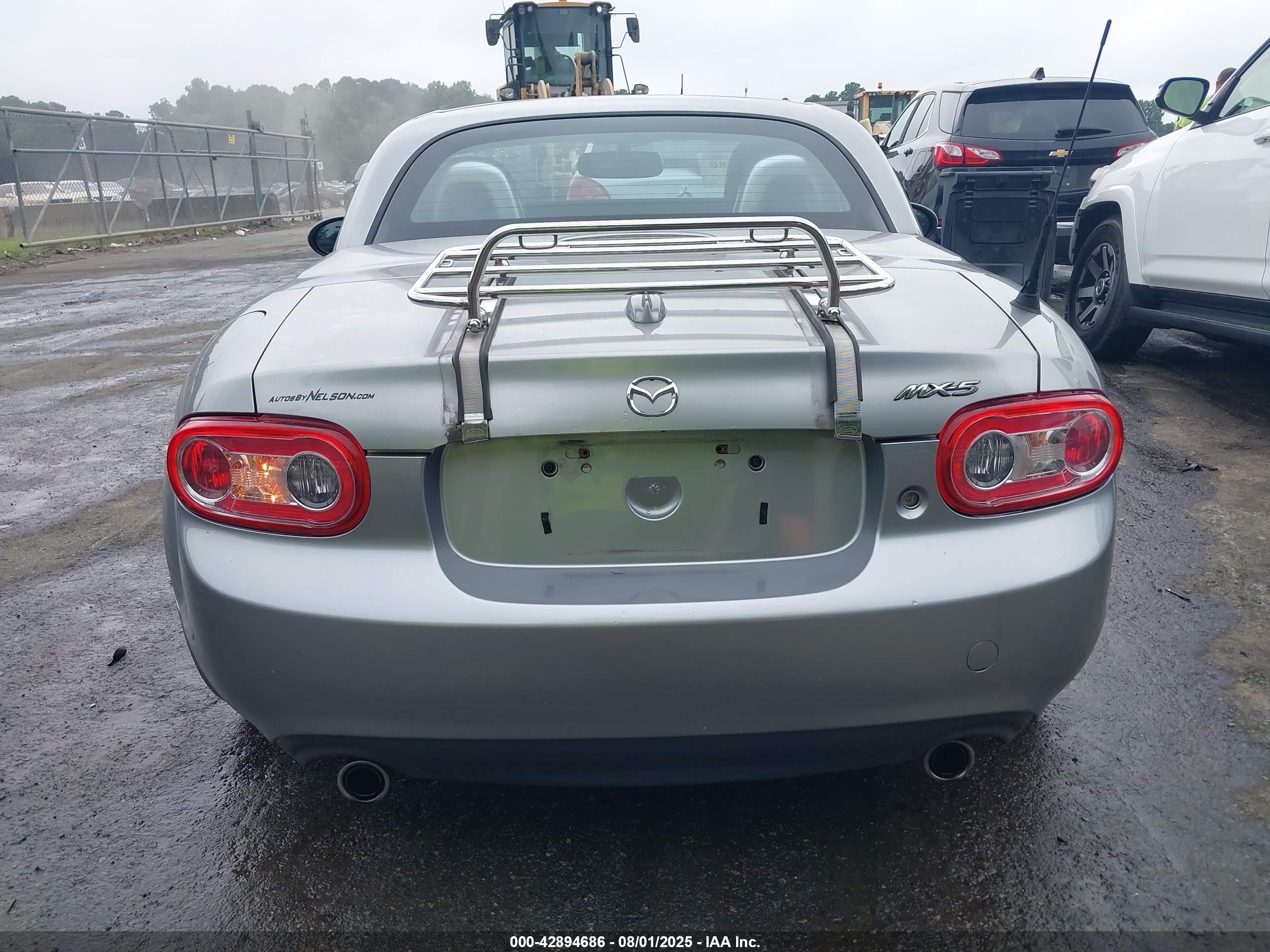 2011 Mazda Mx-5 Miata Grand Touring Silver vin: JM1NC2PF2B0214784