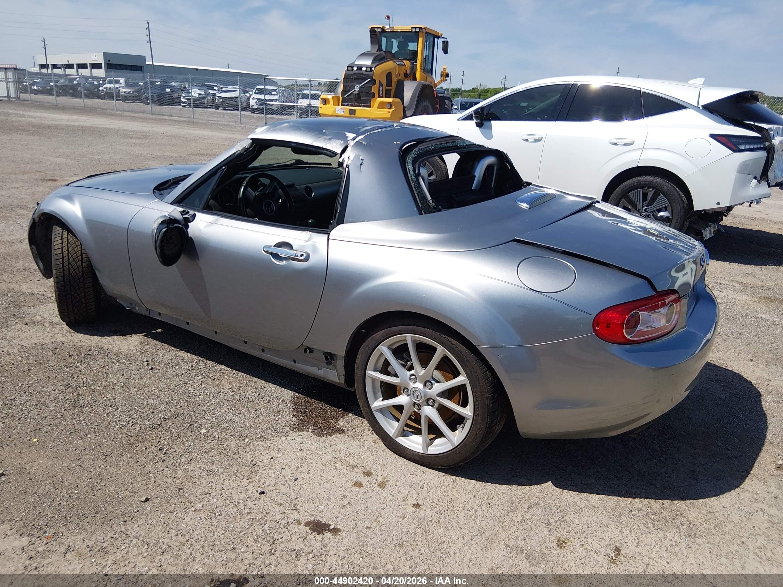 2011 Mazda Mx-5 Miata Grand Touring Silver vin: JM1NC2PF2B0217538