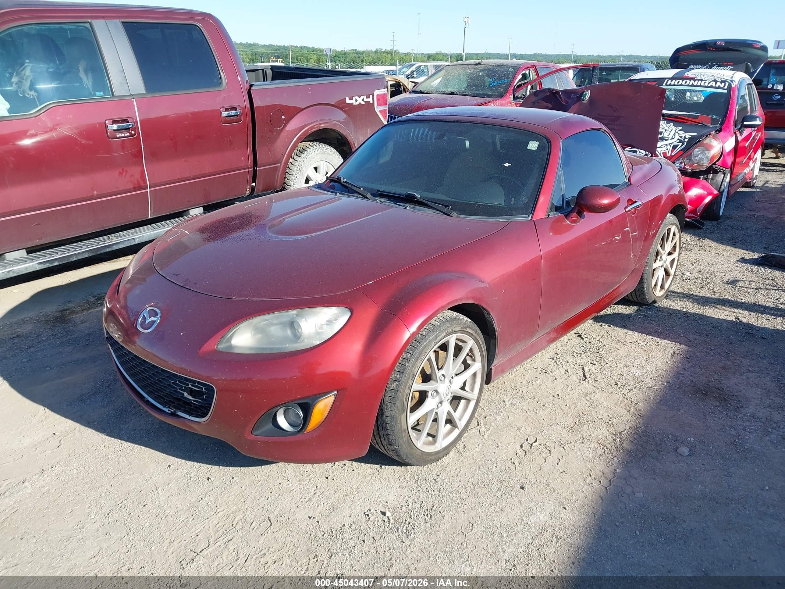 2011 Mazda Mx-5 Miata Grand Touring Red vin: JM1NC2PF2B0219497