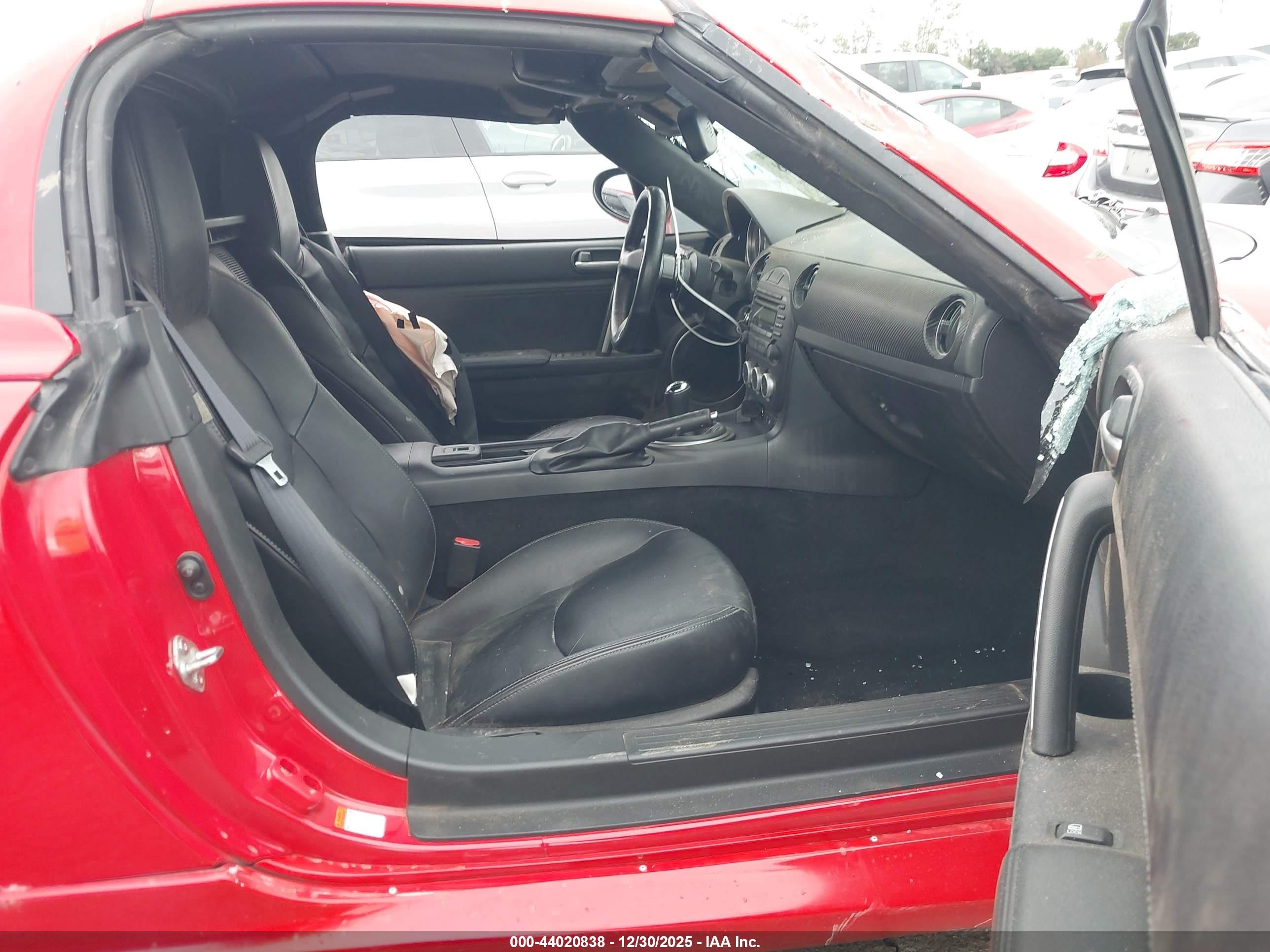 2011 Mazda Mx-5 Miata Grand Touring Red vin: JM1NC2PF3B0214826