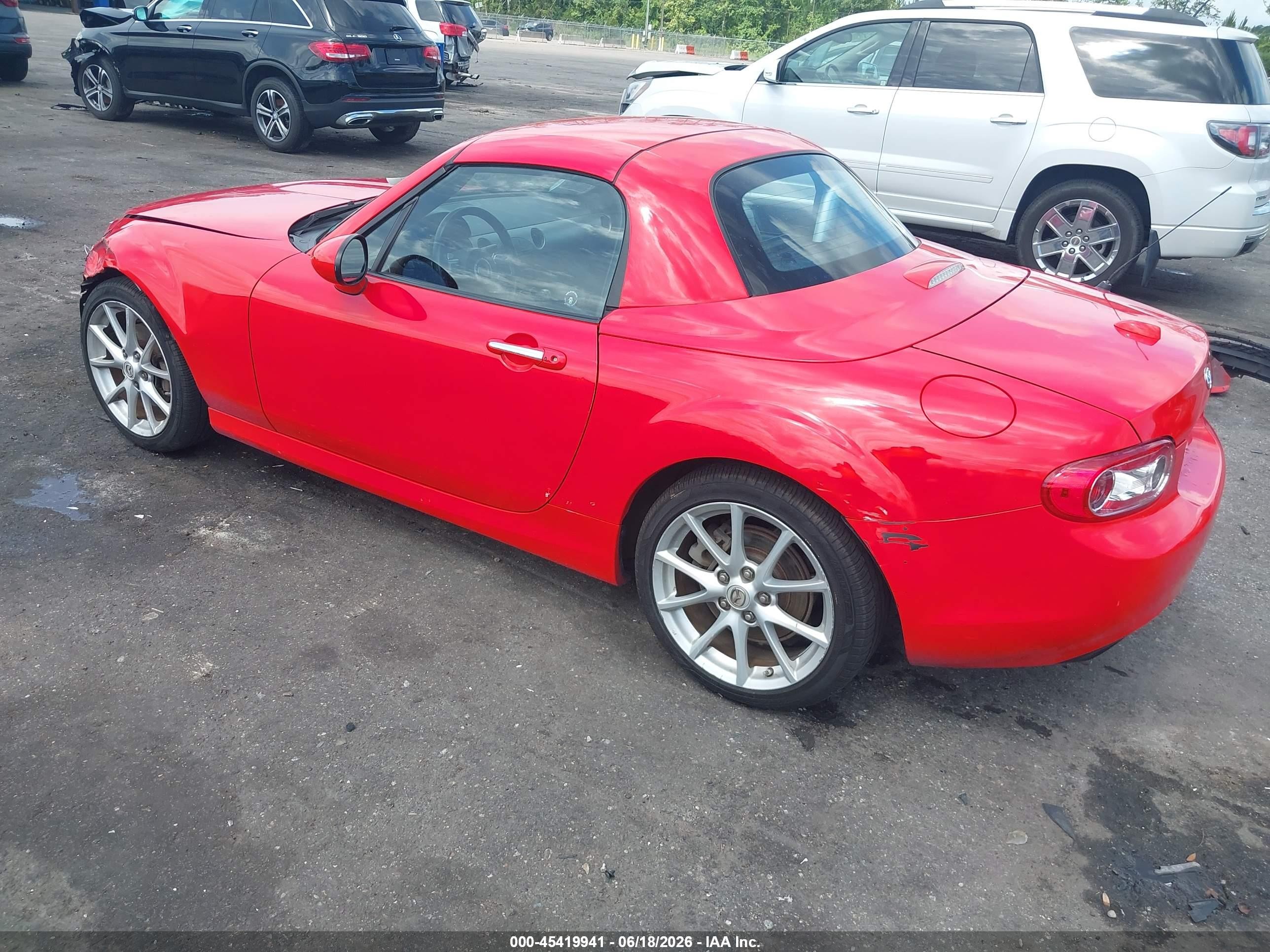 2011 Mazda Mx-5 Miata Grand Touring Red vin: JM1NC2PF5B0216402