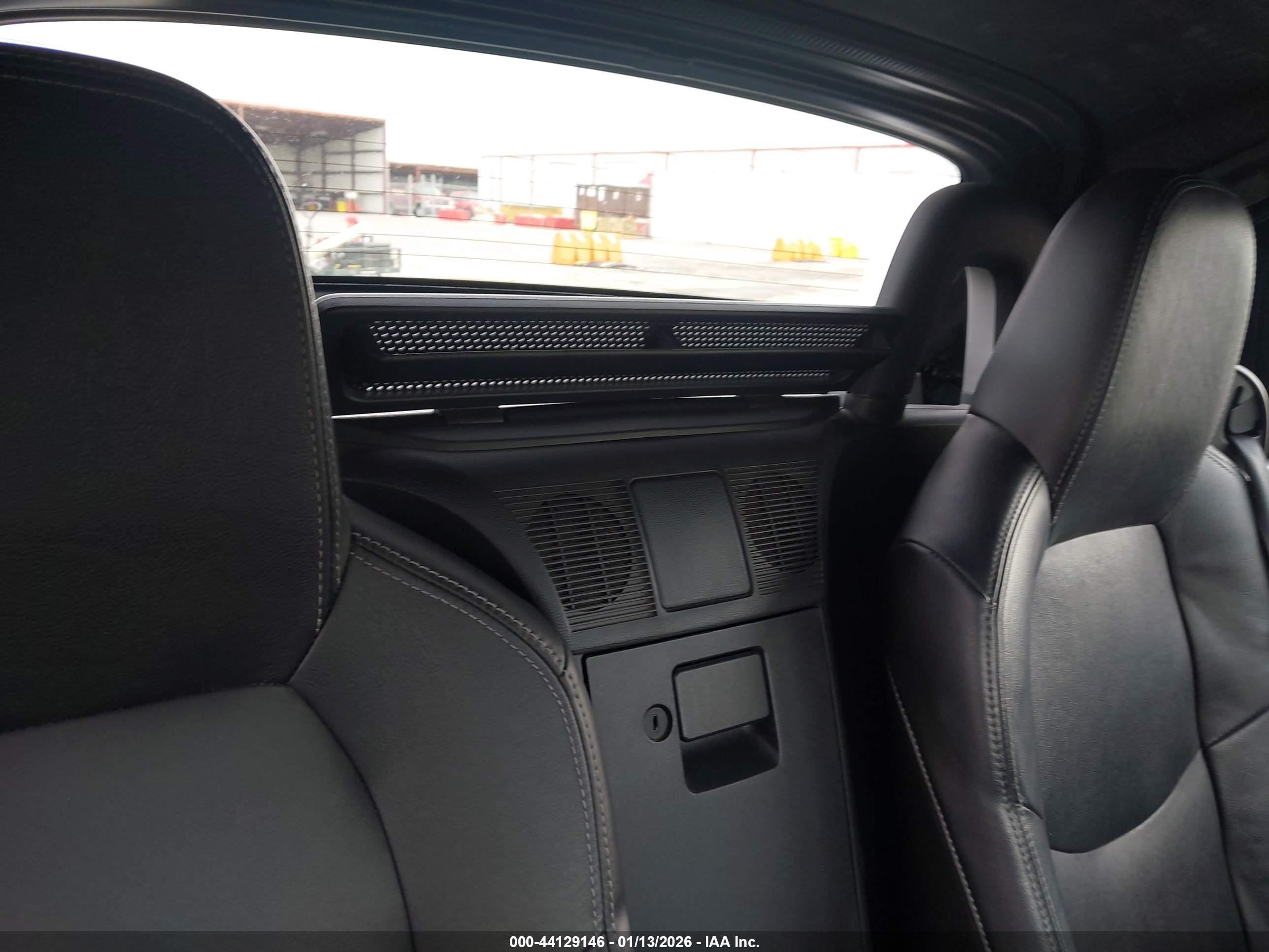 2011 Mazda Mx-5 Miata Grand Touring Silver vin: JM1NC2PF8B0214322