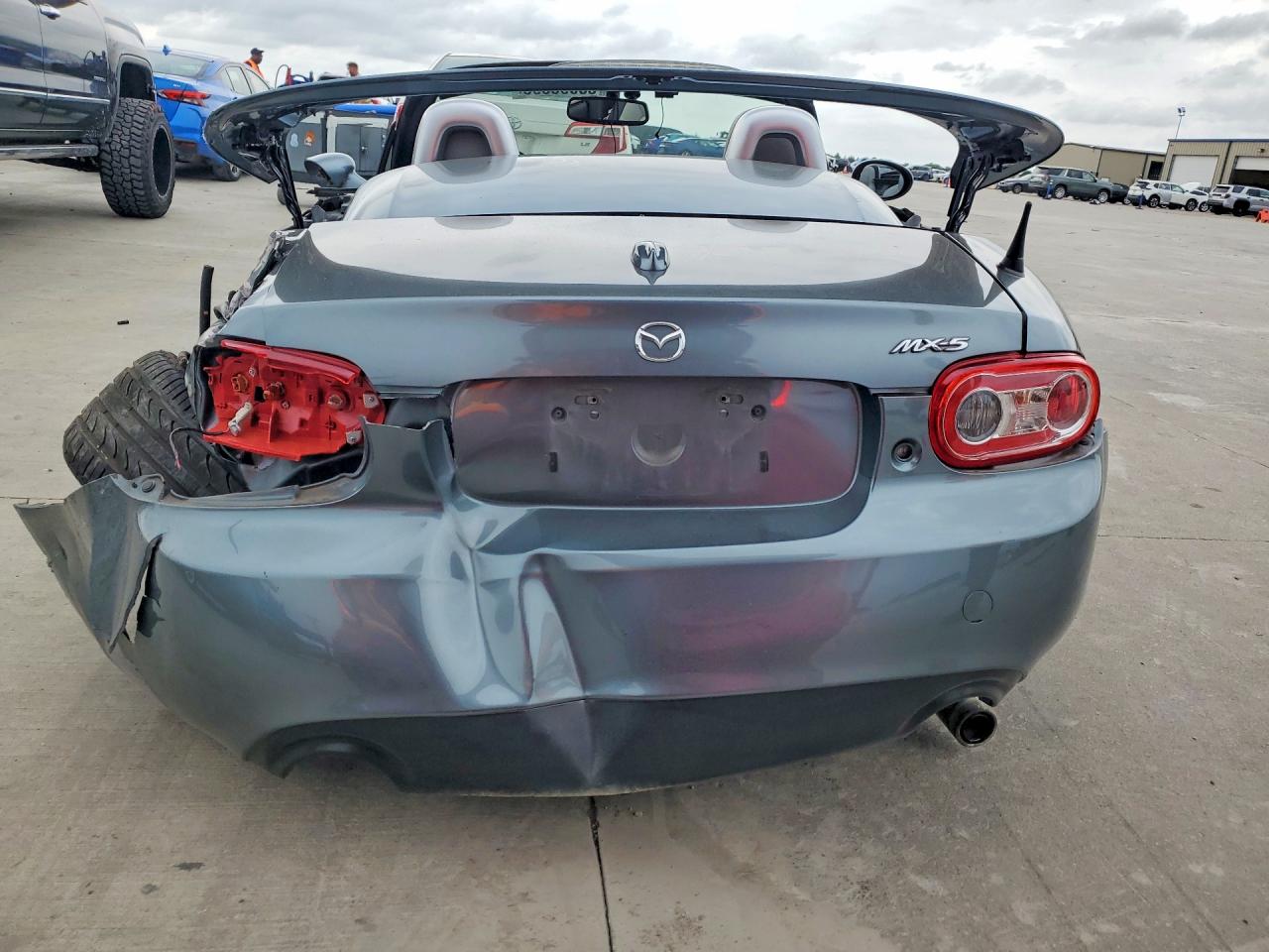 2011 Mazda Mx-5 Miata Silver vin: JM1NC2PF8B0217074