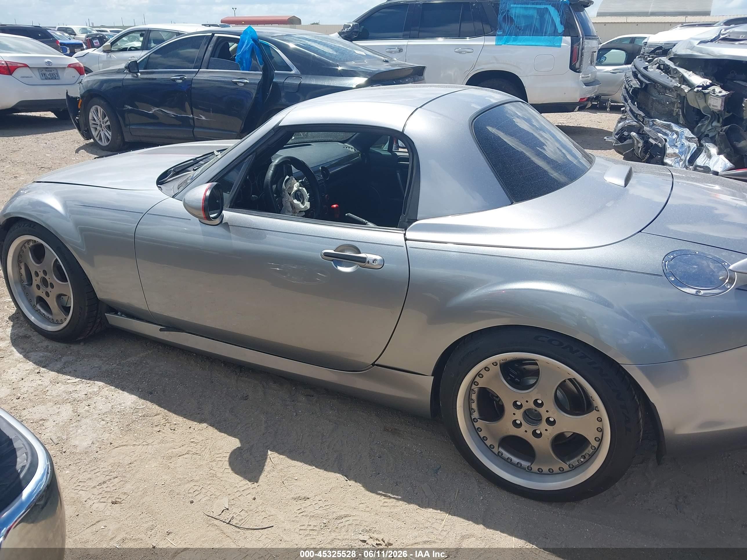 2014 Mazda Mx-5 Miata Grand Touring Silver vin: JM1NC2PF8E0235580