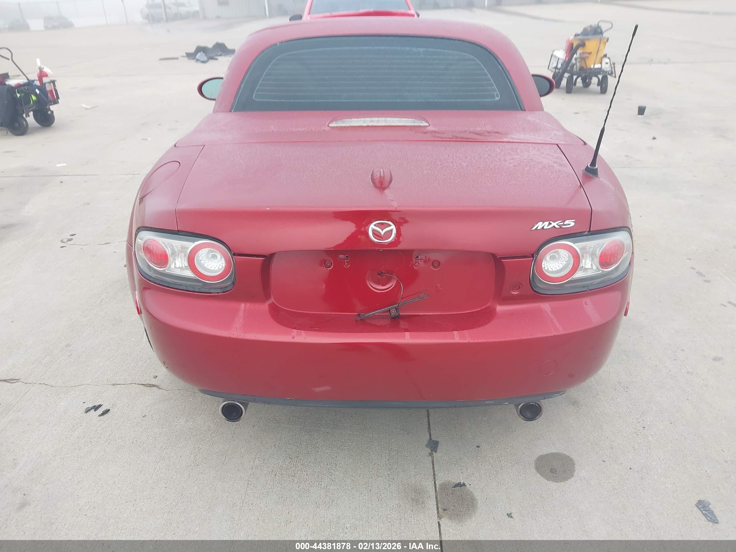 2011 Mazda Mx-5 Miata Grand Touring Red vin: JM1NC2PF9B0214006