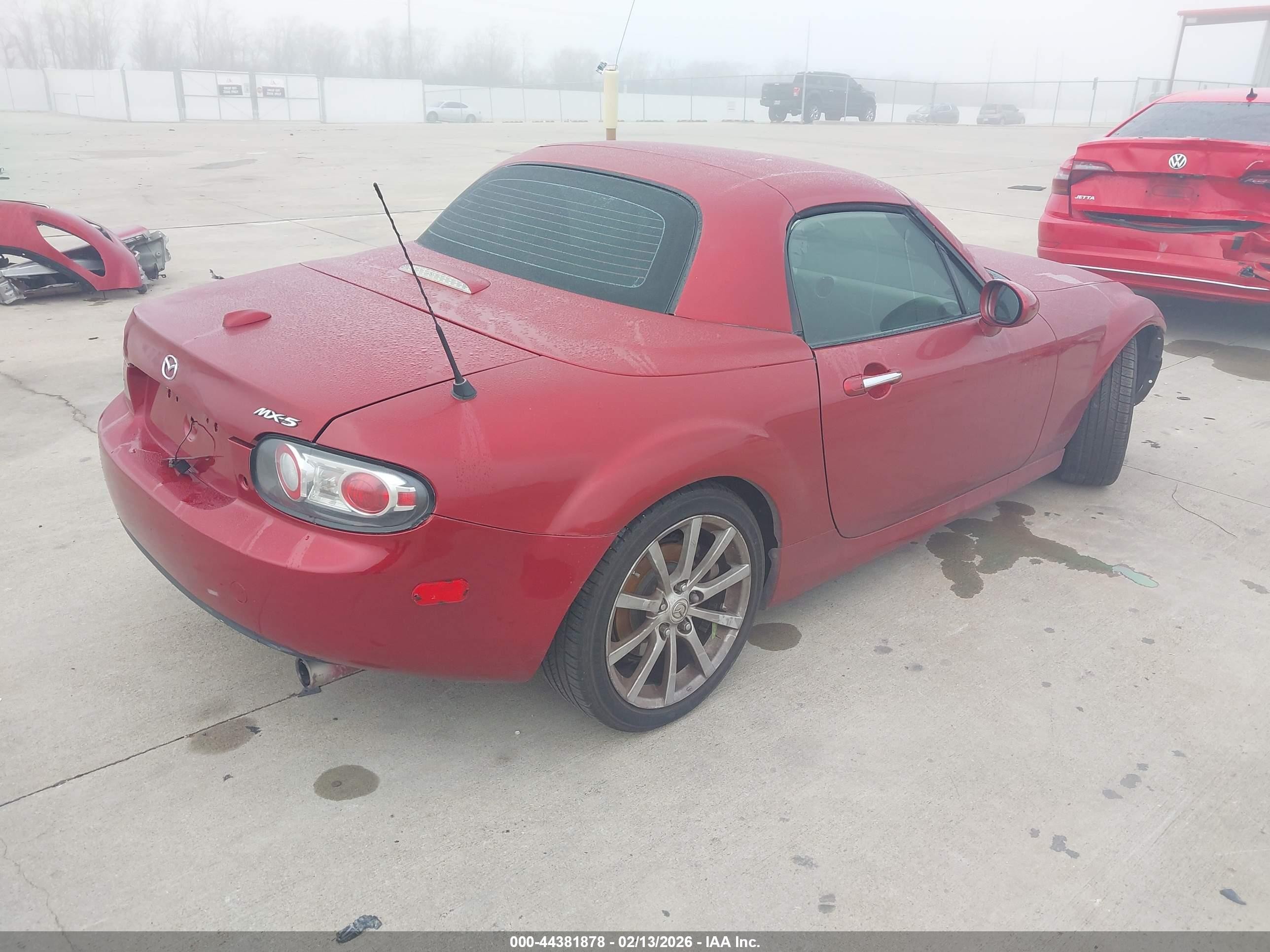 2011 Mazda Mx-5 Miata Grand Touring Red vin: JM1NC2PF9B0214006